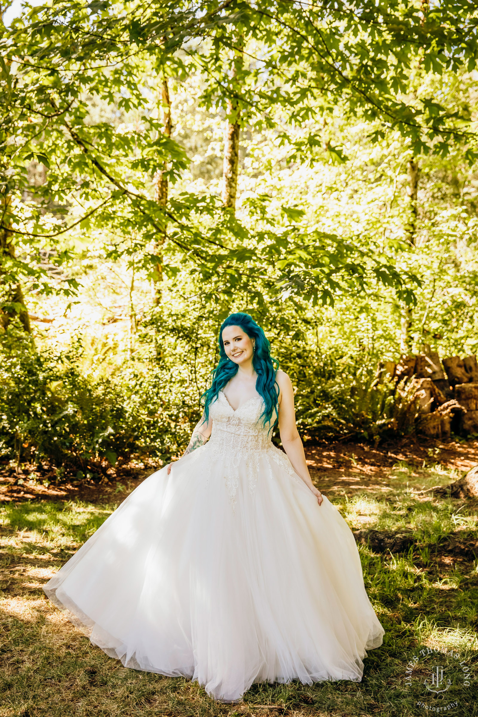 Evergreen Meadows Snoqualmie WA wedding by Snoqualmie wedding photographer James Thomas Long Photography