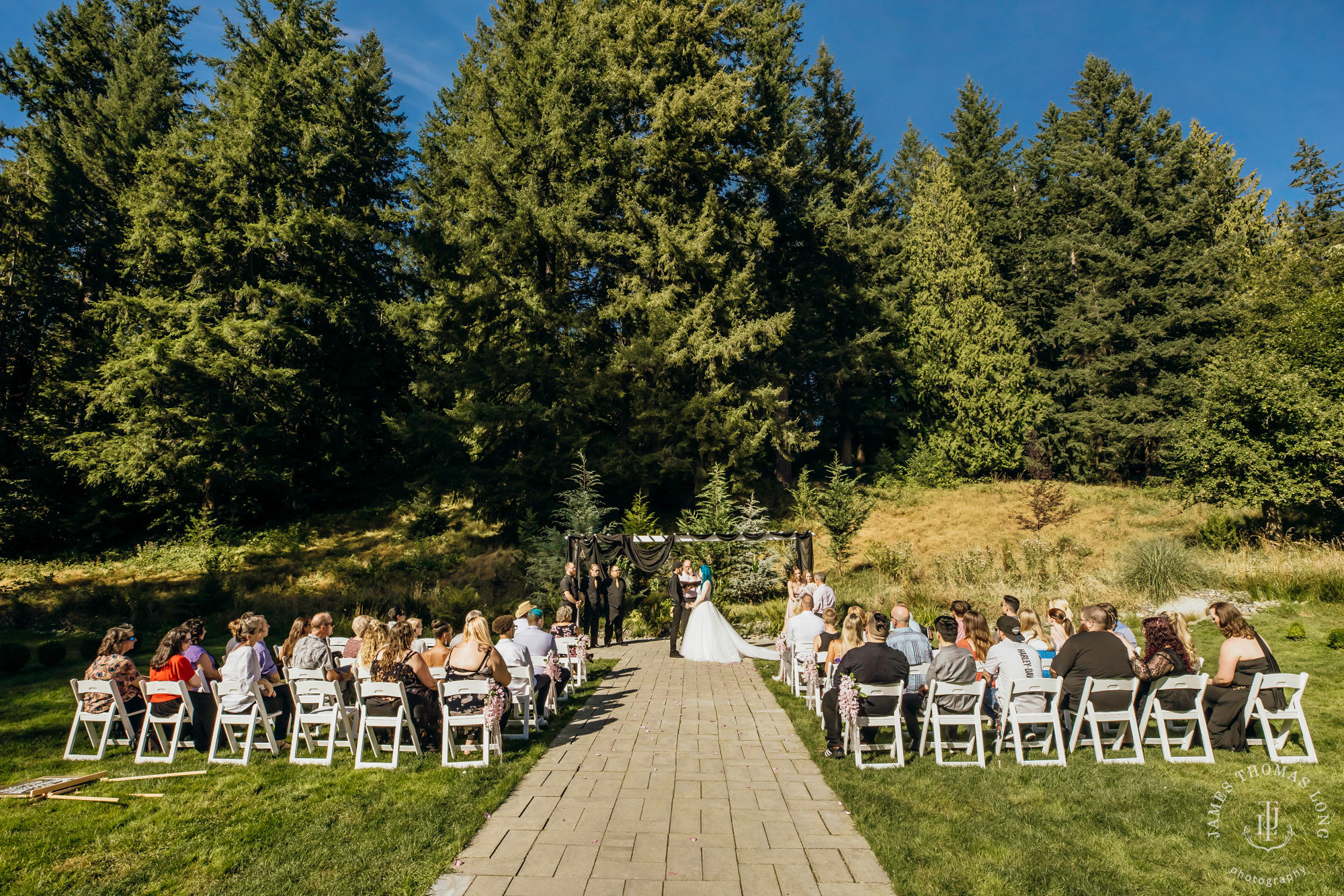 Evergreen Meadows Snoqualmie WA wedding by Snoqualmie wedding photographer James Thomas Long Photography