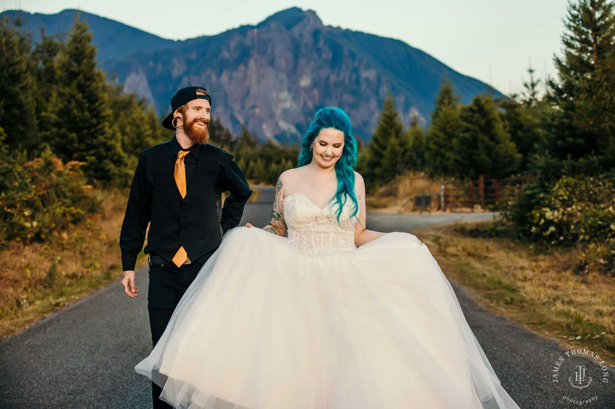 Evergreen Meadows Snoqualmie WA wedding by Snoqualmie wedding photographer James Thomas Long Photography