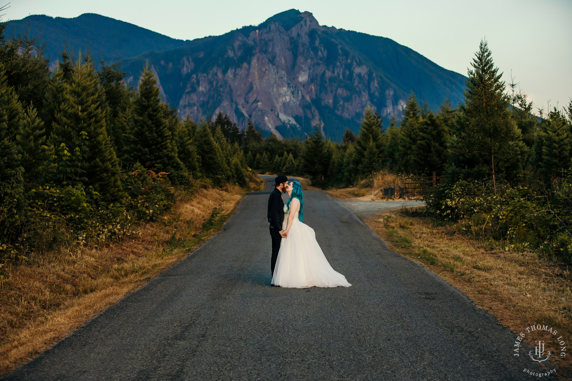 Evergreen Meadows Snoqualmie WA wedding by Snoqualmie wedding photographer James Thomas Long Photography