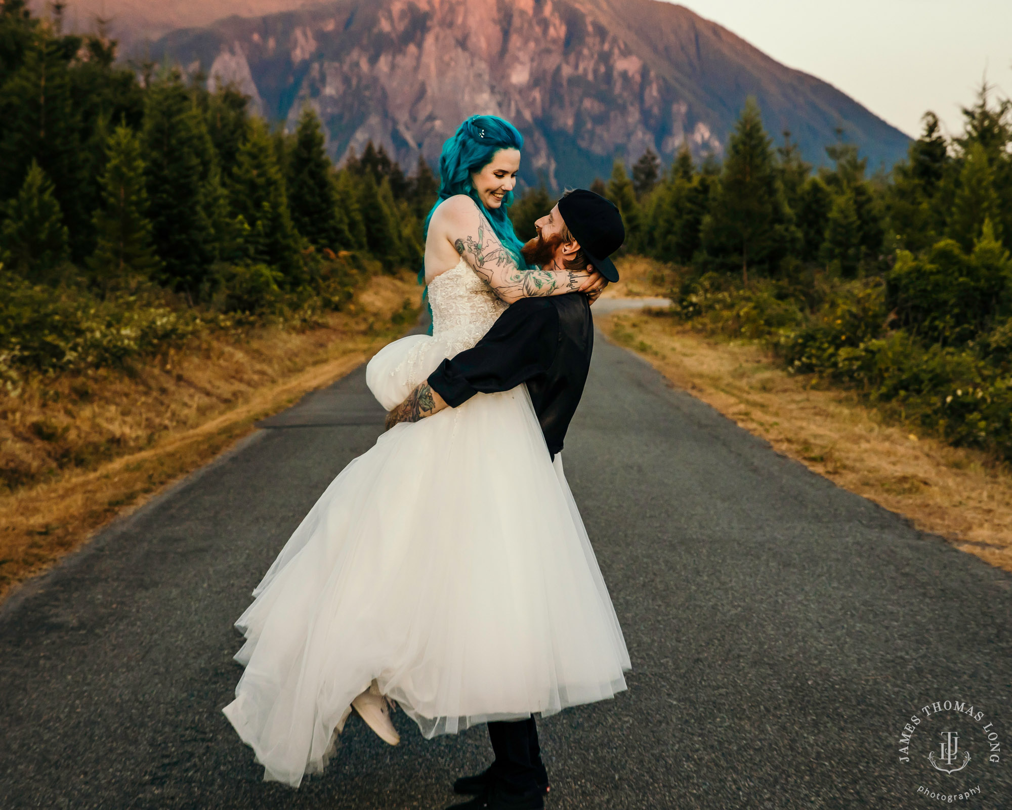 Evergreen Meadows Snoqualmie WA wedding by Snoqualmie wedding photographer James Thomas Long Photography