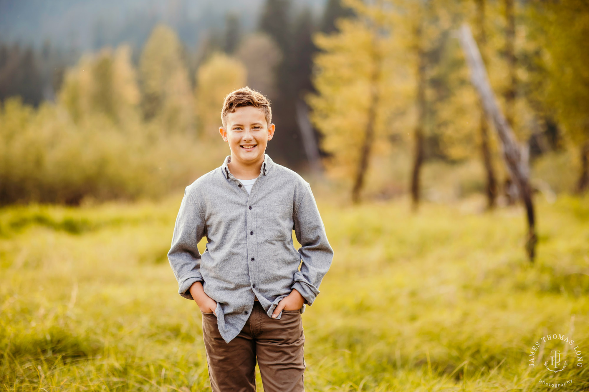 Seattle Cascade Mountain adventure family photography session by Seattle adventure family photographer James Thomas Long Photography