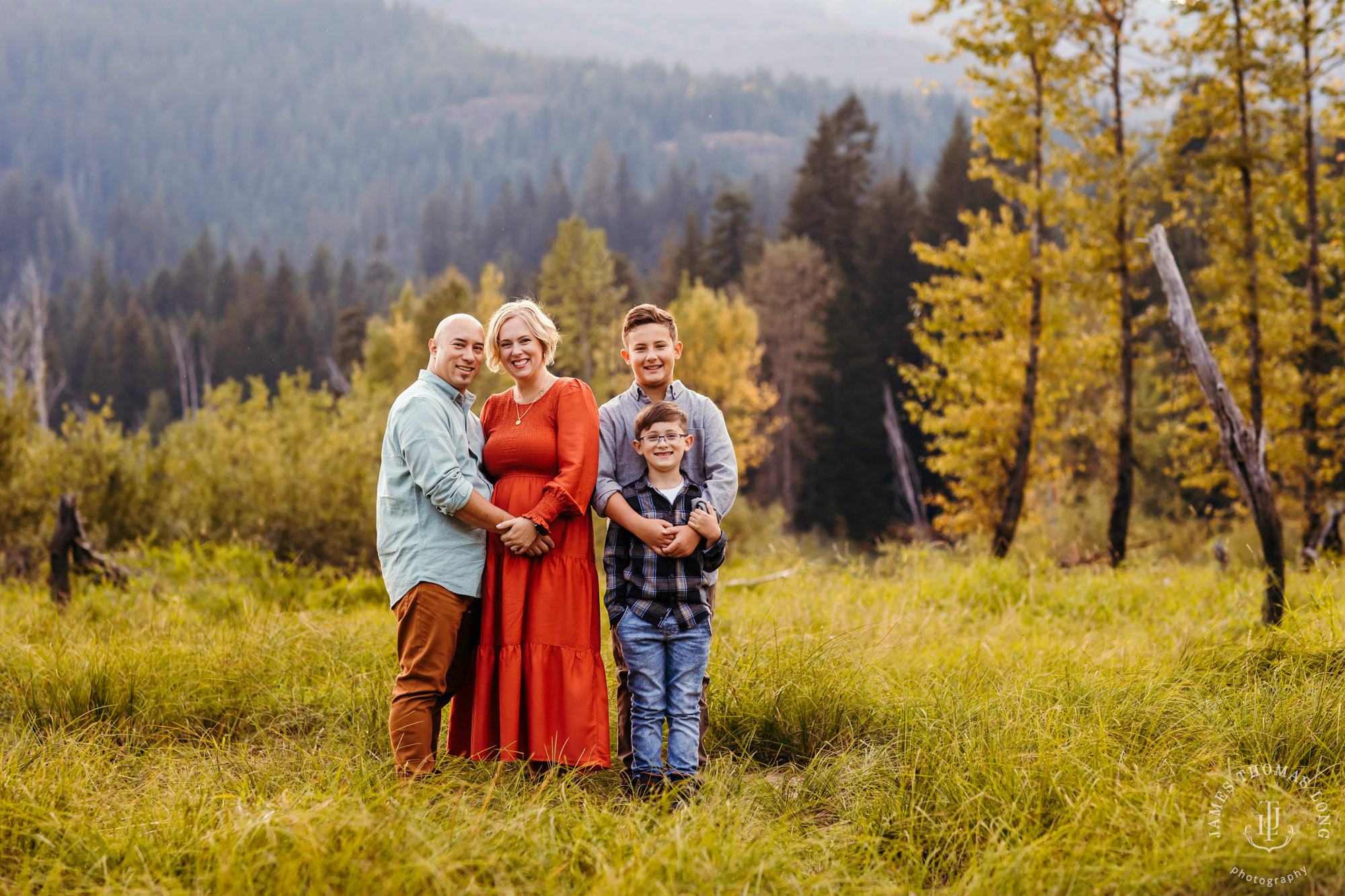 Seattle Cascade Mountain adventure family photography session by Seattle adventure family photographer James Thomas Long Photography