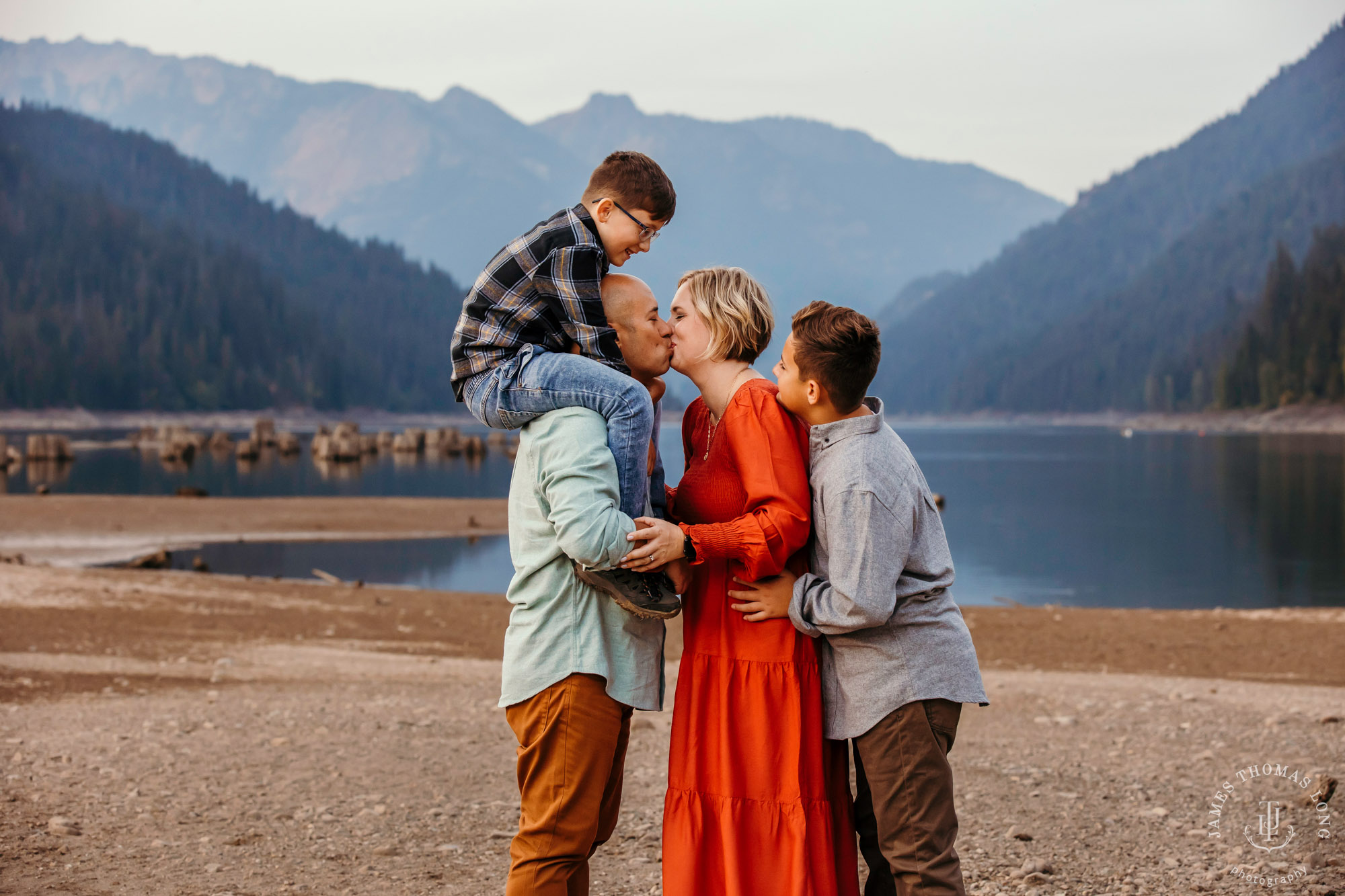 Seattle Cascade Mountain adventure family photography session by Seattle adventure family photographer James Thomas Long Photography