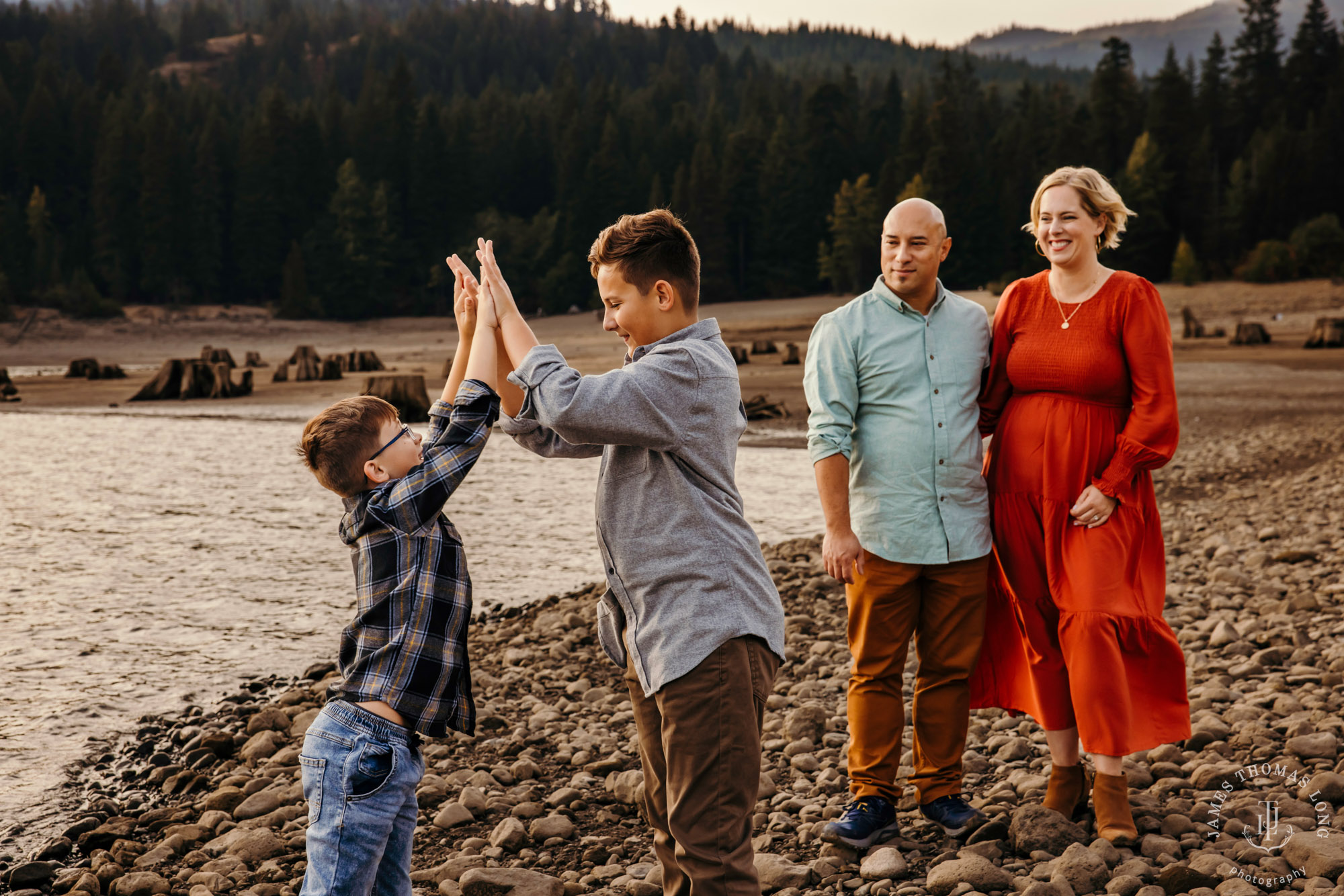 Seattle Cascade Mountain adventure family photography session by Seattle adventure family photographer James Thomas Long Photography