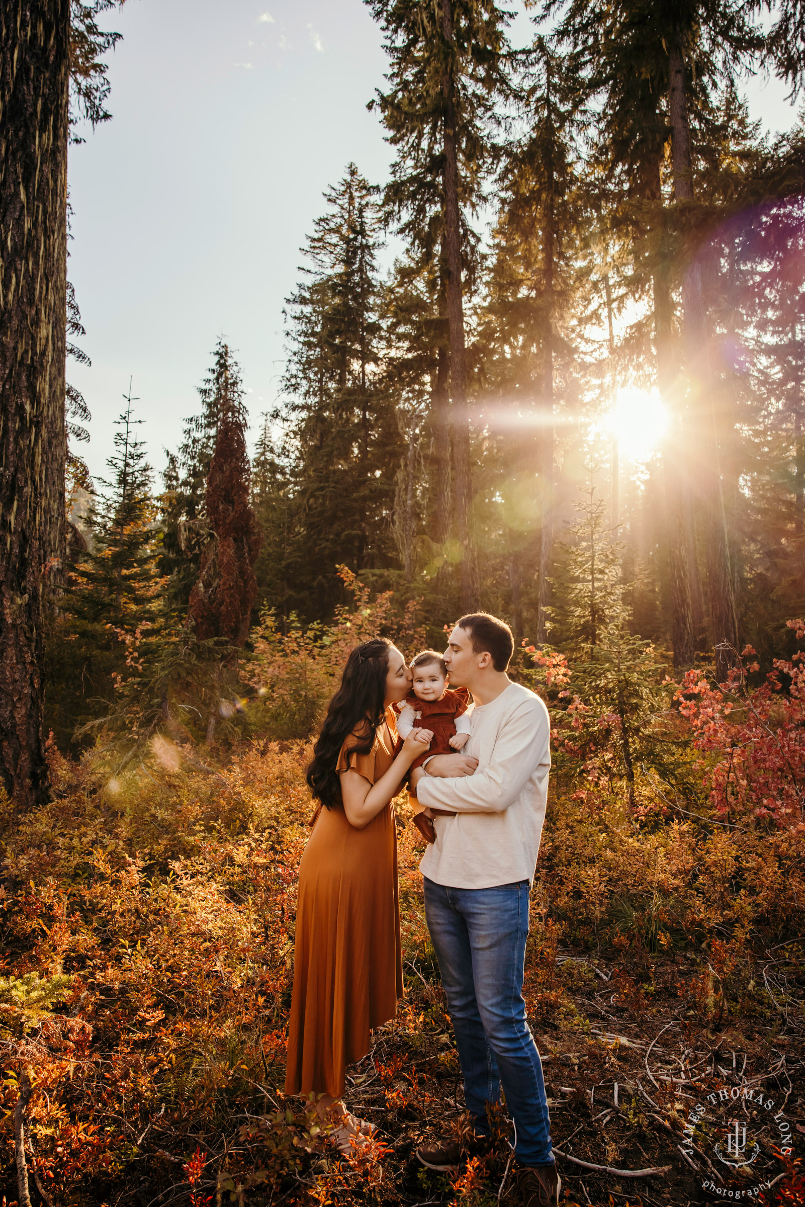 Snoqualmie adventure family photography session by Snoqualmie adventure family photographer James Thomas Long Photography