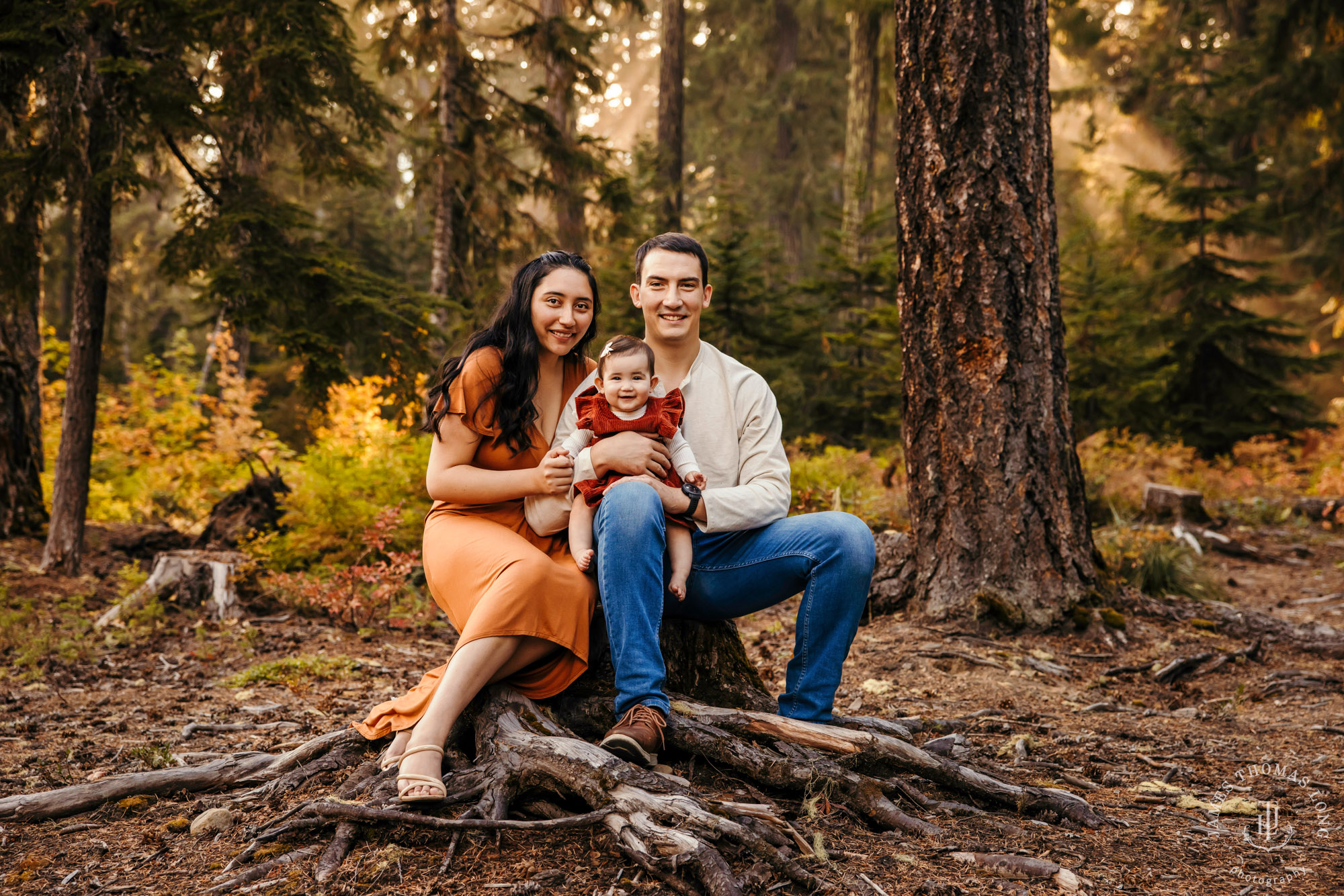 Snoqualmie adventure family photography session by Snoqualmie adventure family photographer James Thomas Long Photography