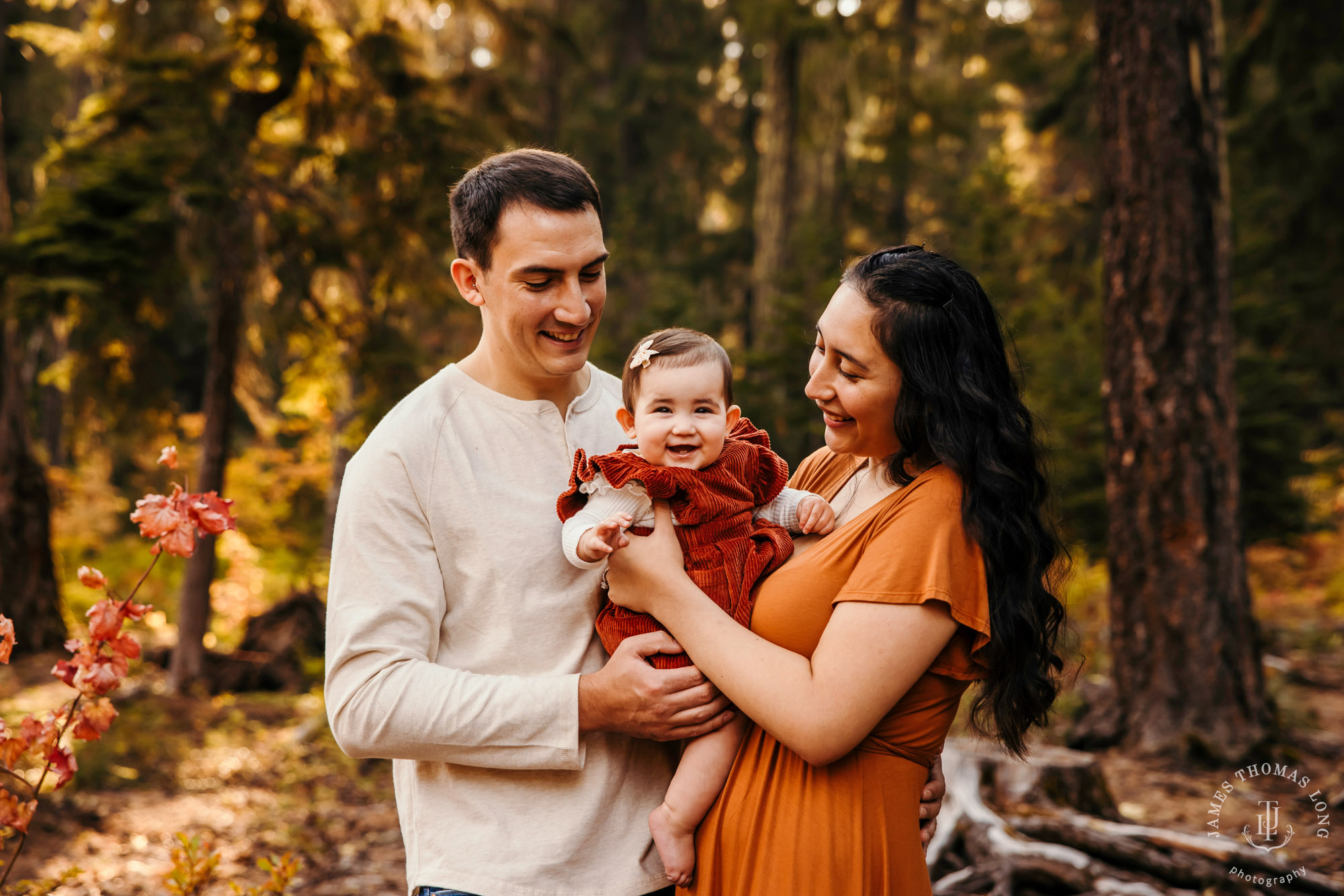 Snoqualmie adventure family photography session by Snoqualmie adventure family photographer James Thomas Long Photography