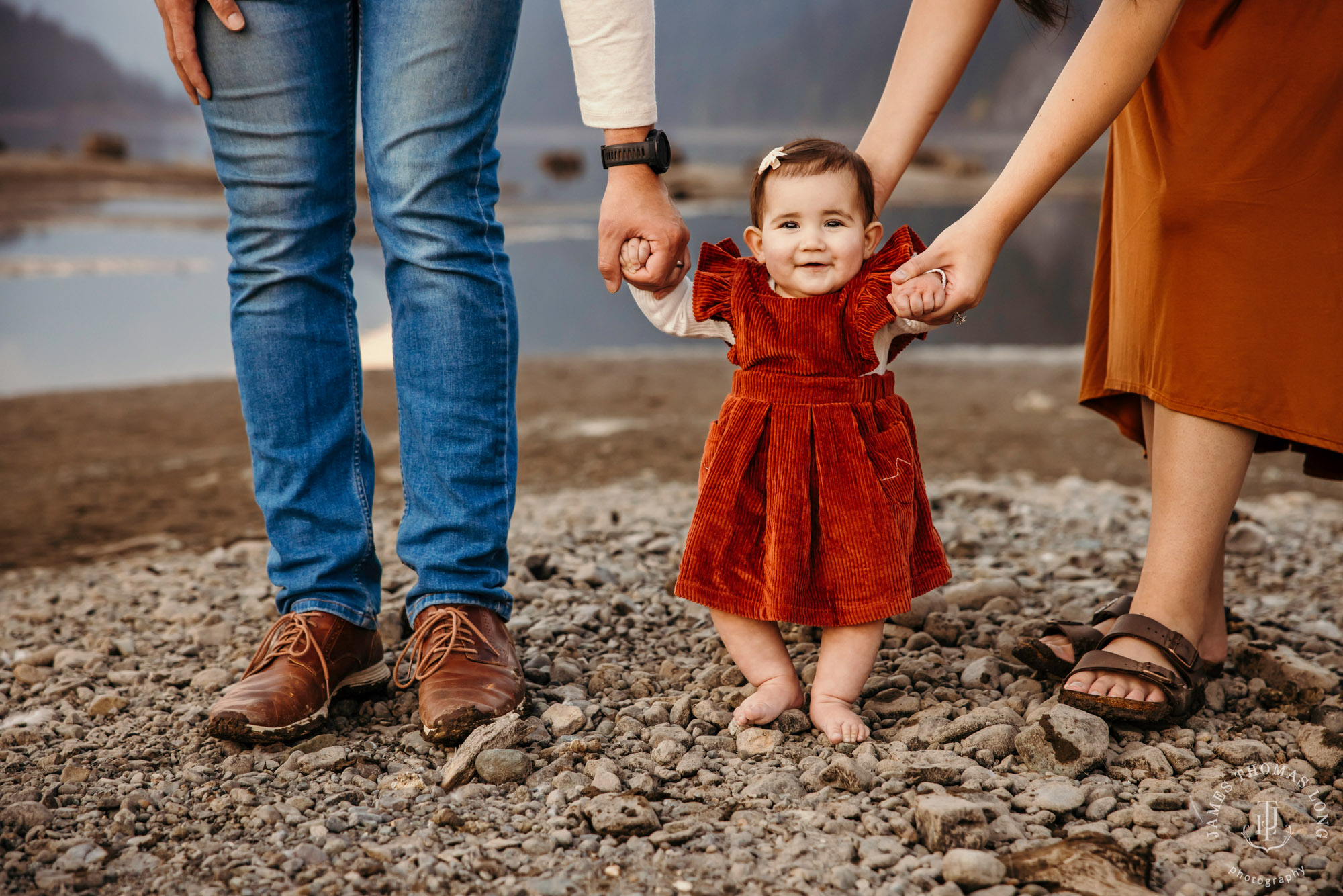 Snoqualmie adventure family photography session by Snoqualmie adventure family photographer James Thomas Long Photography