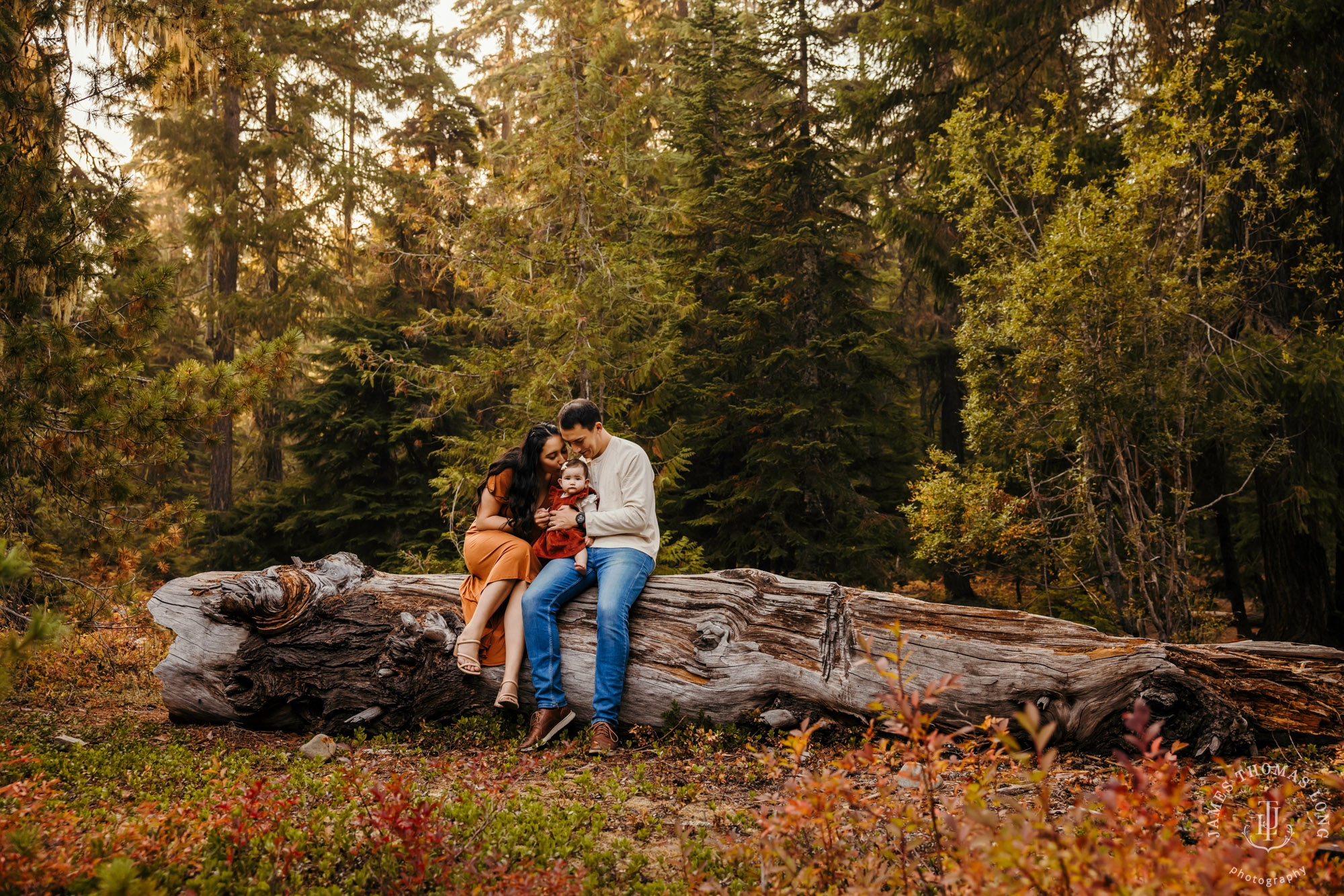 Snoqualmie adventure family photography session by Snoqualmie adventure family photographer James Thomas Long Photography