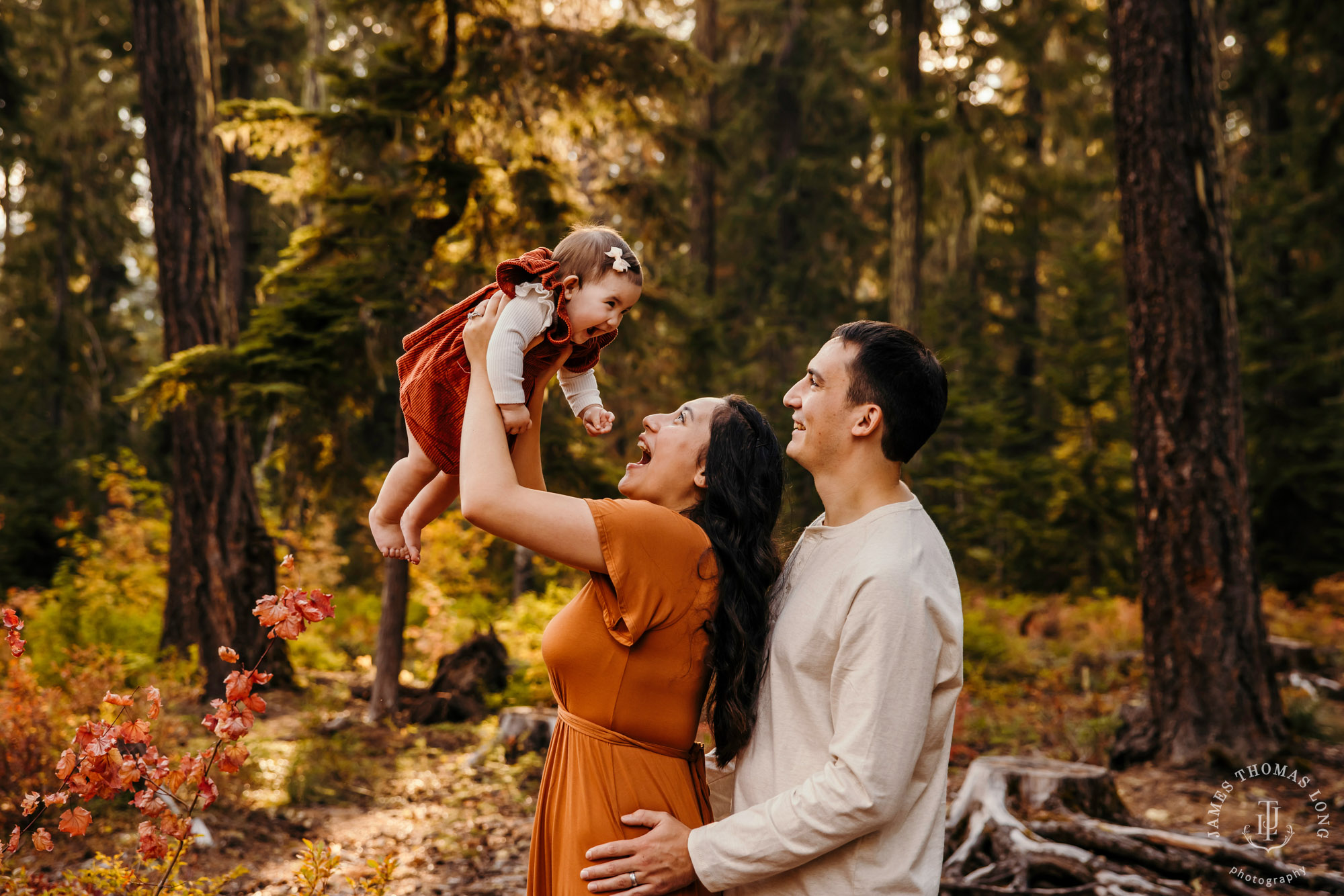 Snoqualmie adventure family photography session by Snoqualmie adventure family photographer James Thomas Long Photography