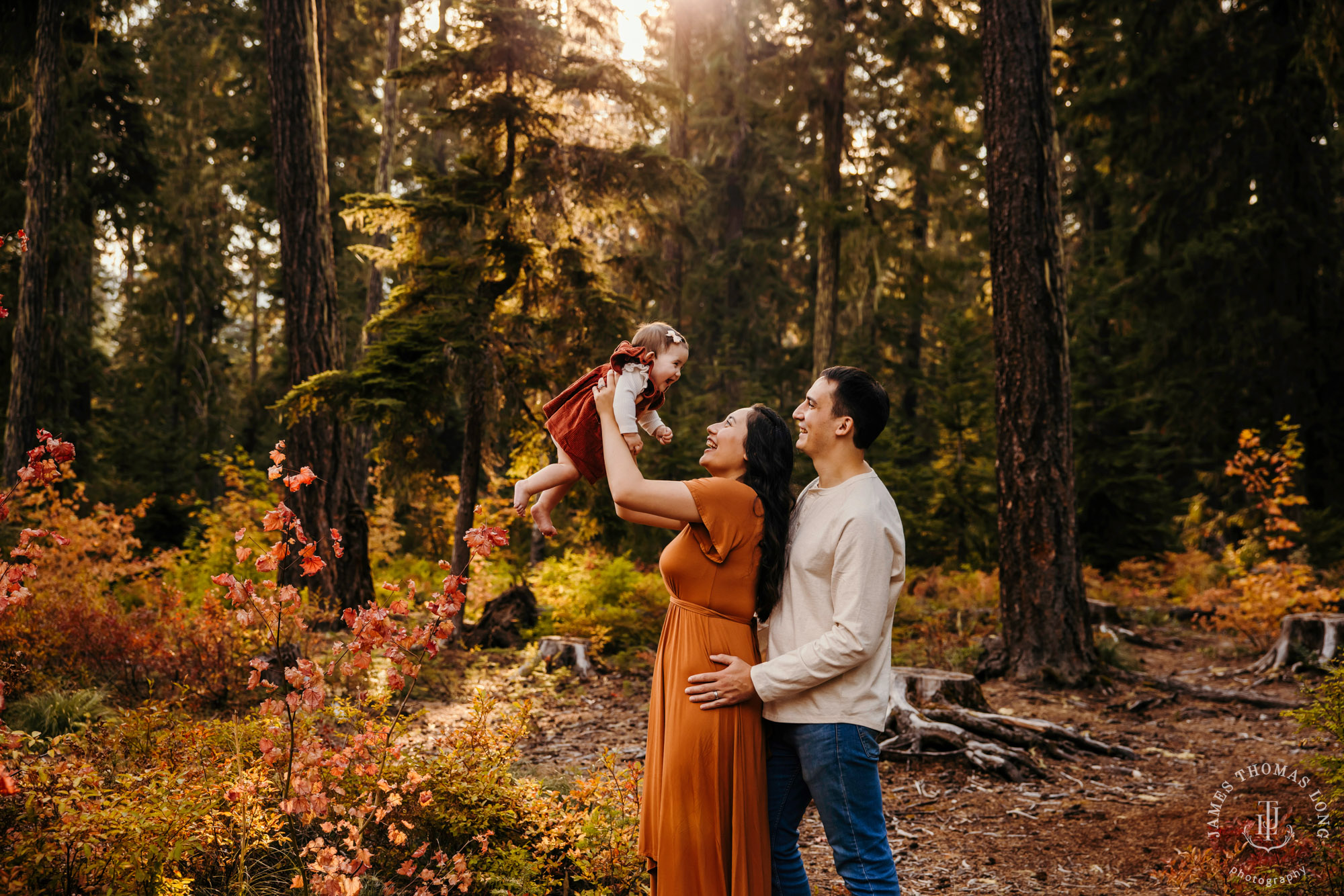 Snoqualmie adventure family photography session by Snoqualmie adventure family photographer James Thomas Long Photography