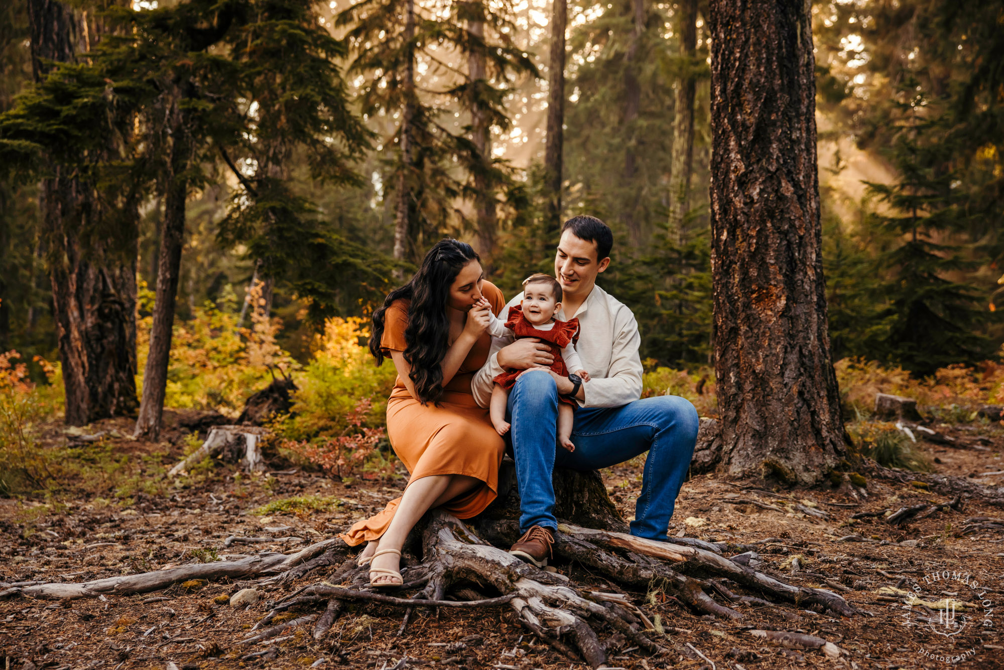 Snoqualmie adventure family photography session by Snoqualmie adventure family photographer James Thomas Long Photography