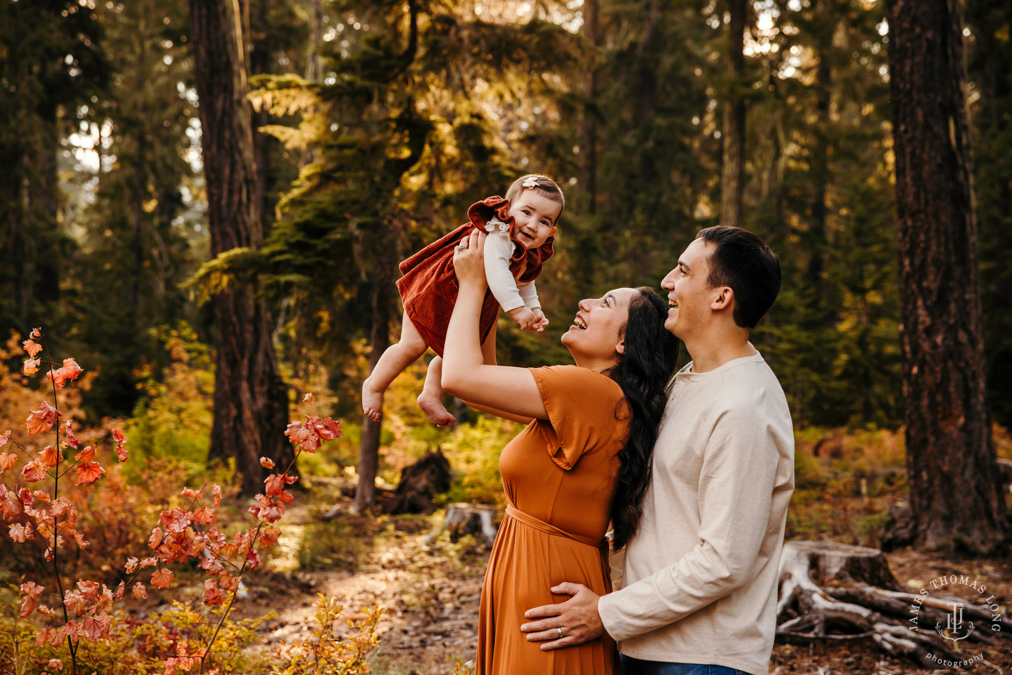 Snoqualmie adventure family photography session by Snoqualmie adventure family photographer James Thomas Long Photography