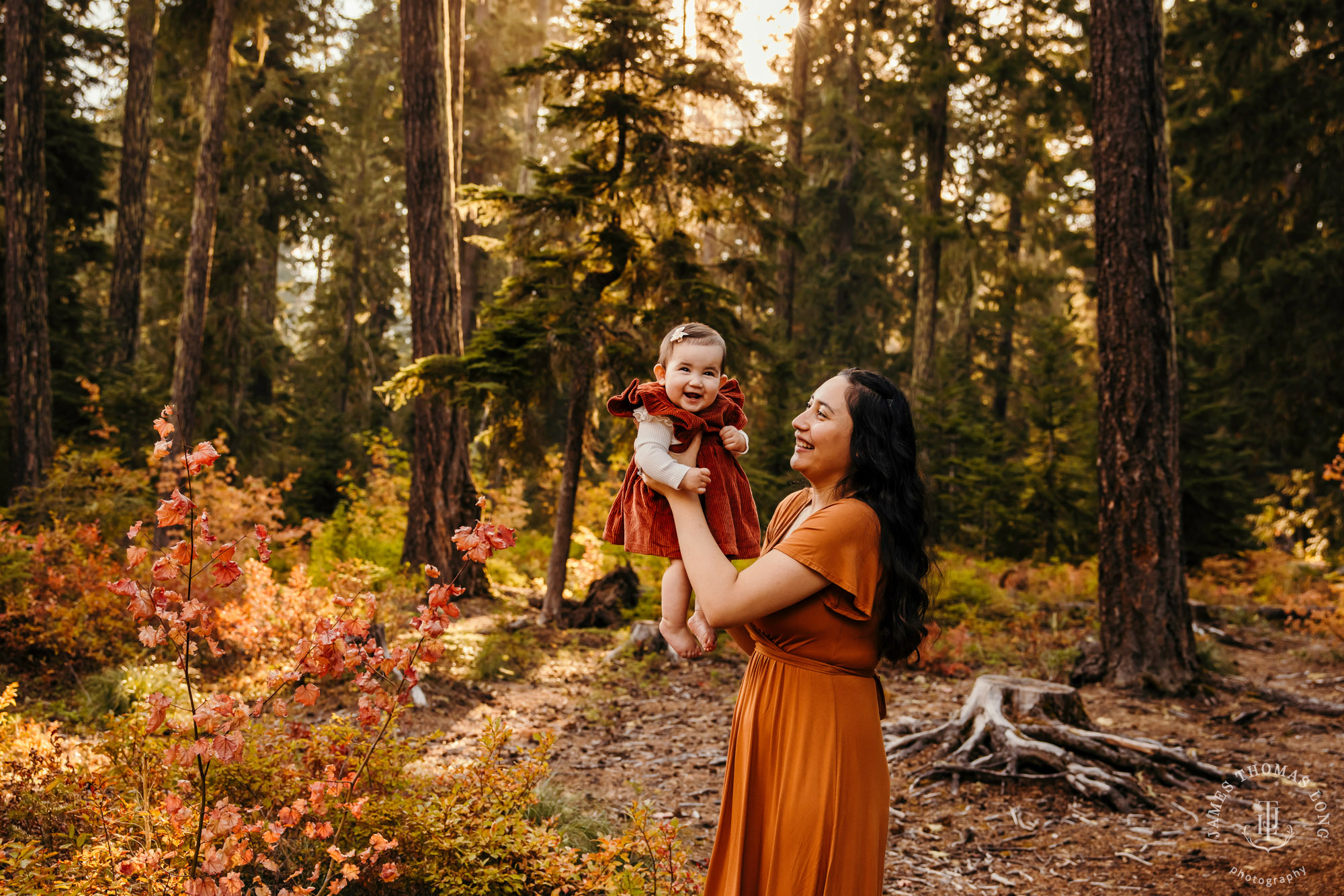 Snoqualmie adventure family photography session by Snoqualmie adventure family photographer James Thomas Long Photography