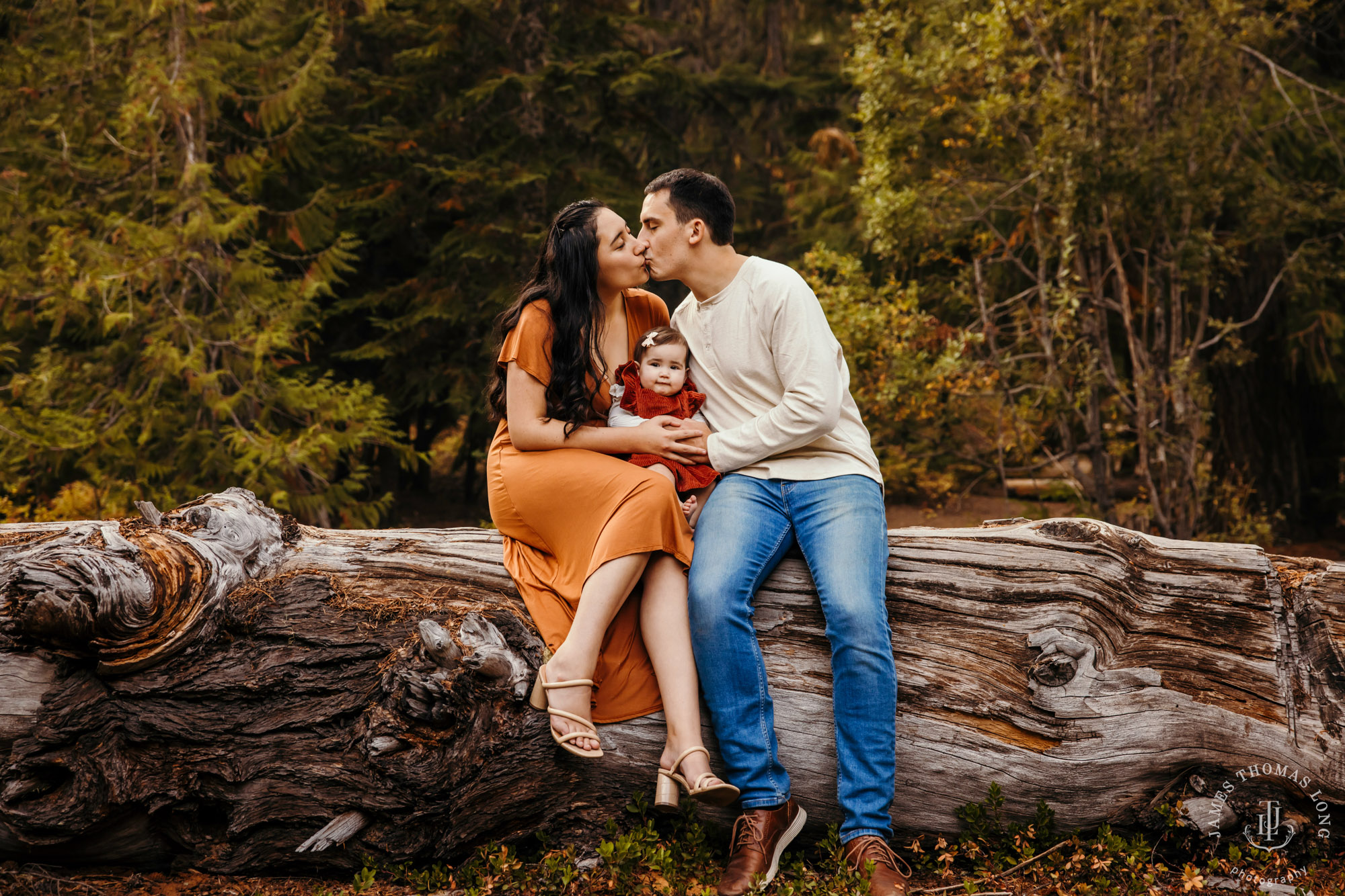 Snoqualmie adventure family photography session by Snoqualmie adventure family photographer James Thomas Long Photography