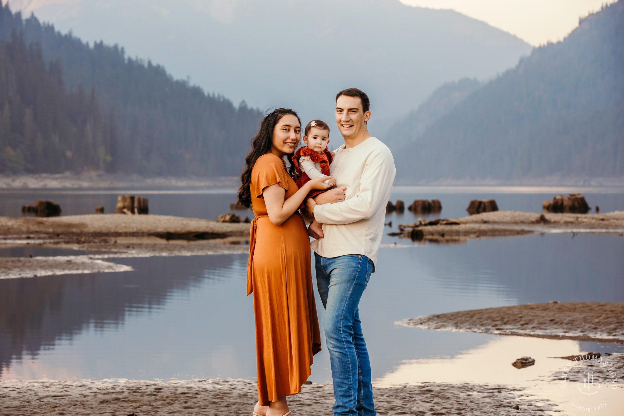 Snoqualmie adventure family photography session by Snoqualmie adventure family photographer James Thomas Long Photography