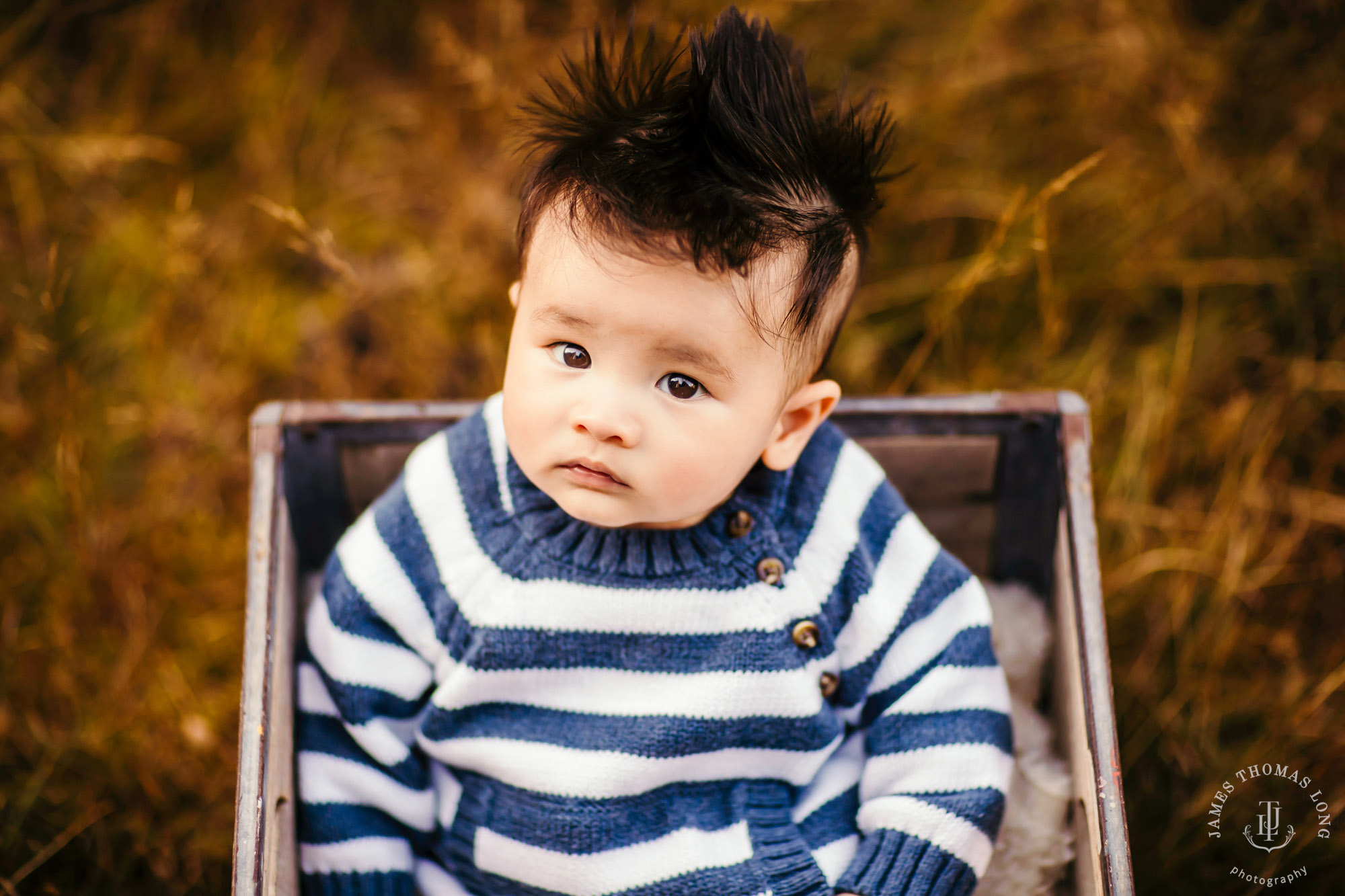 Snoqualmie baby and family photography session by Snoqualmie family photographer James Thomas Long Photography