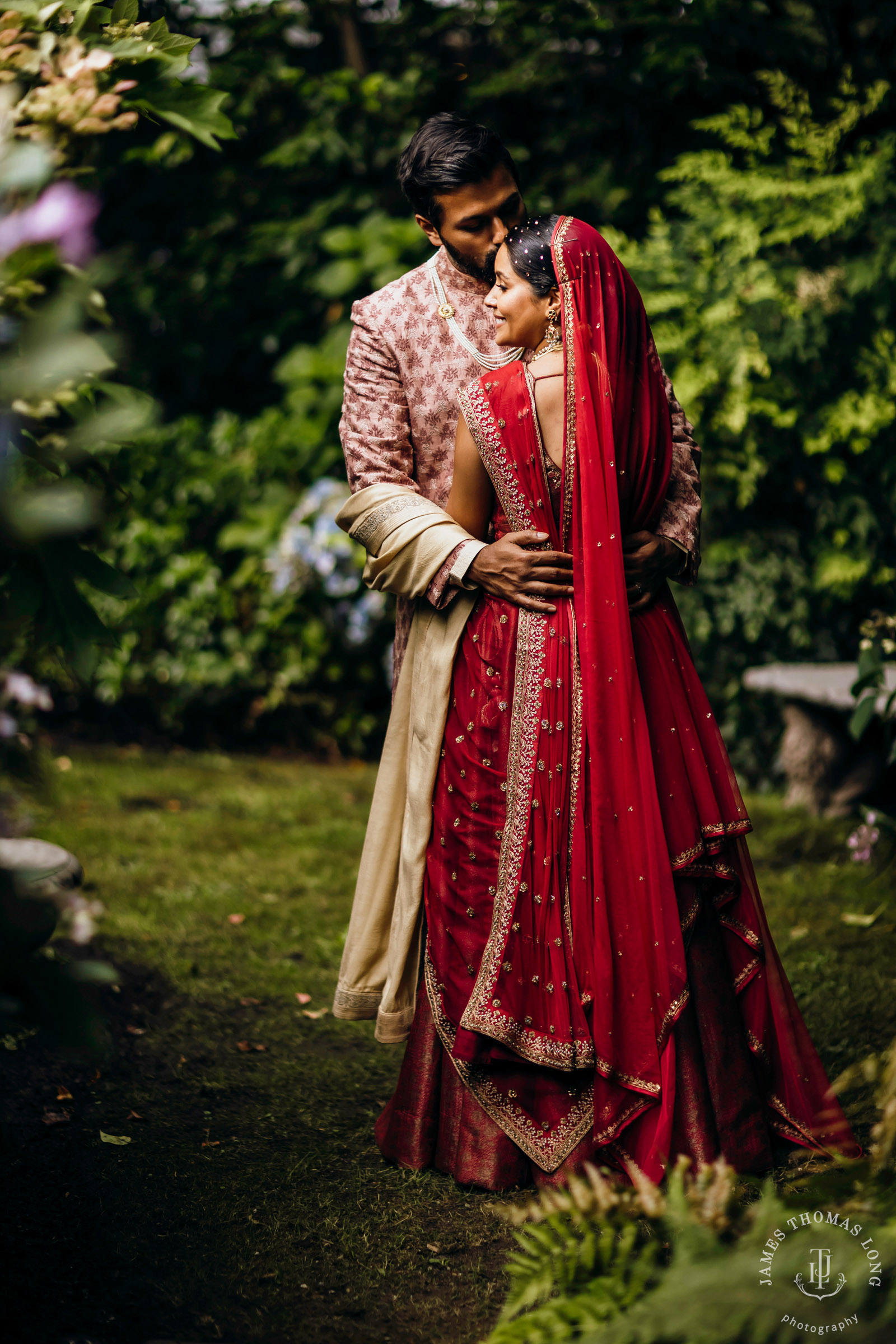 Seattle Hindu wedding by Seattle wedding photographer James Thomas Long Photography