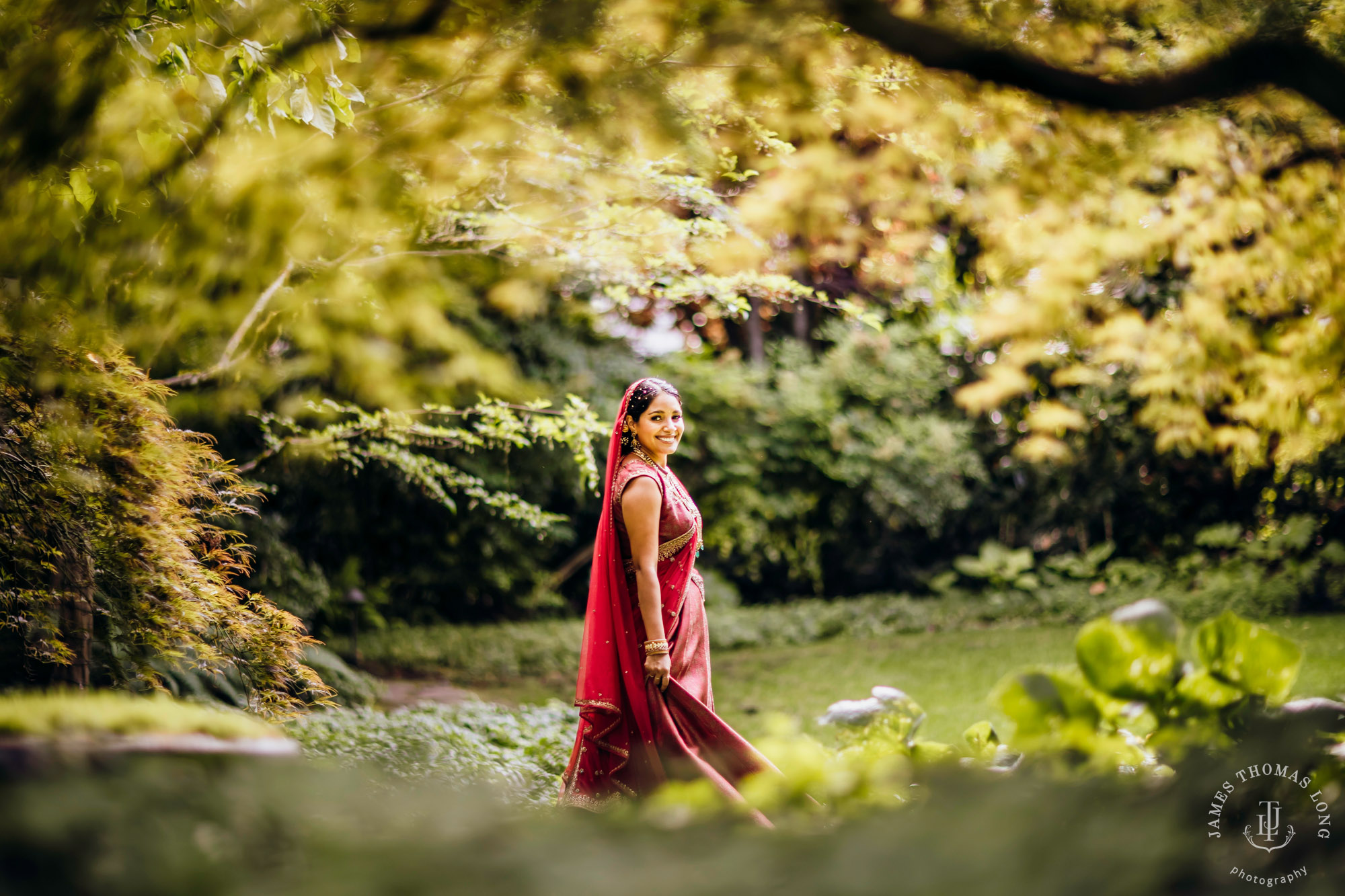 Seattle Hindu wedding by Seattle wedding photographer James Thomas Long Photography