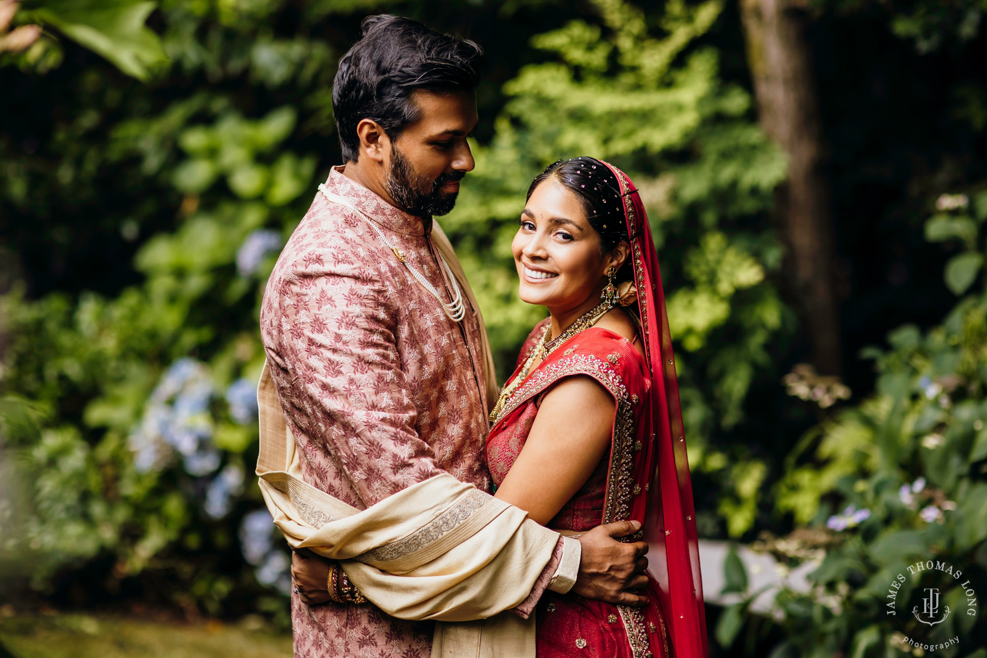 Seattle Hindu wedding by Seattle wedding photographer James Thomas Long Photography