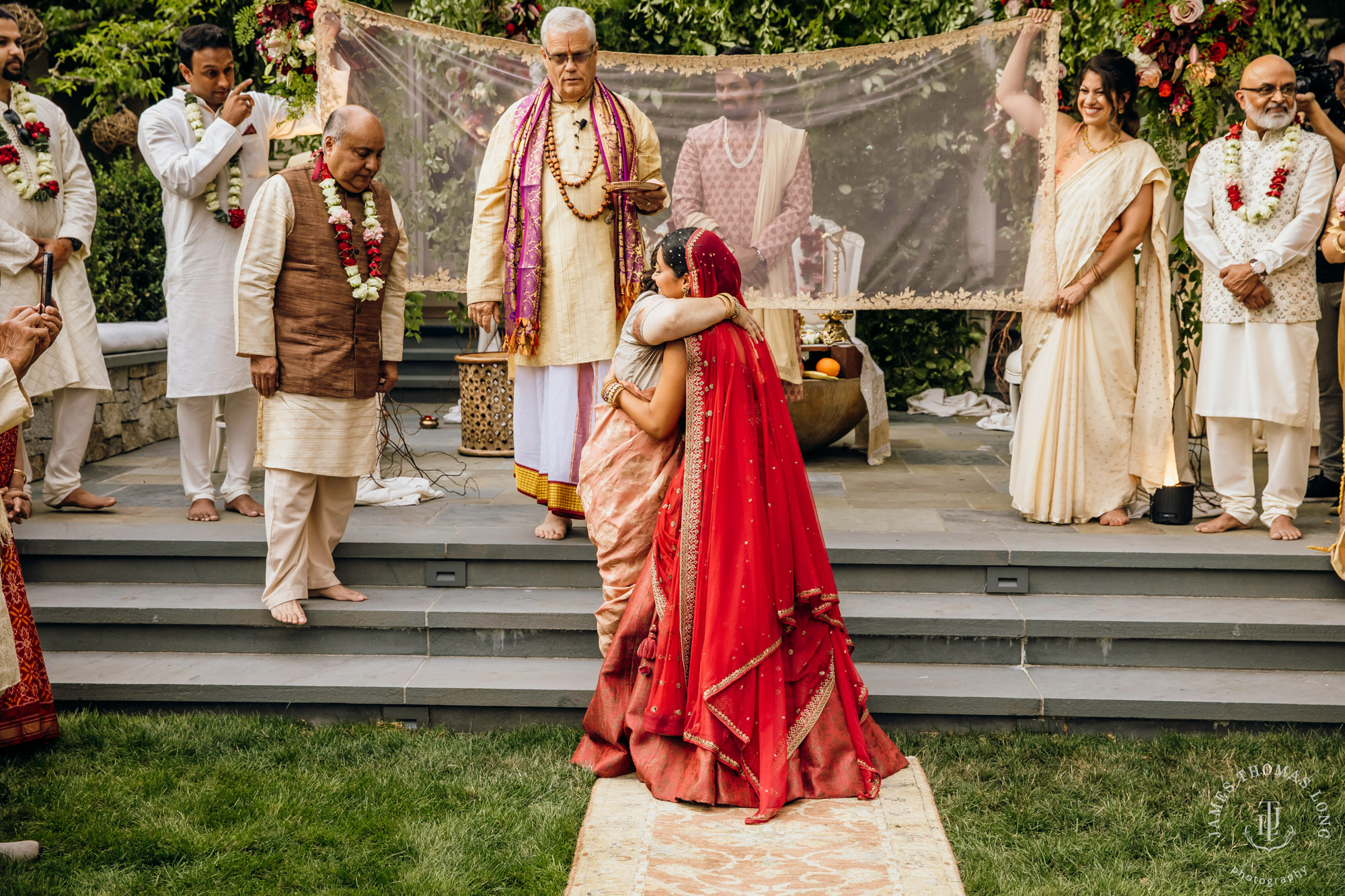 Seattle Hindu wedding by Seattle wedding photographer James Thomas Long Photography