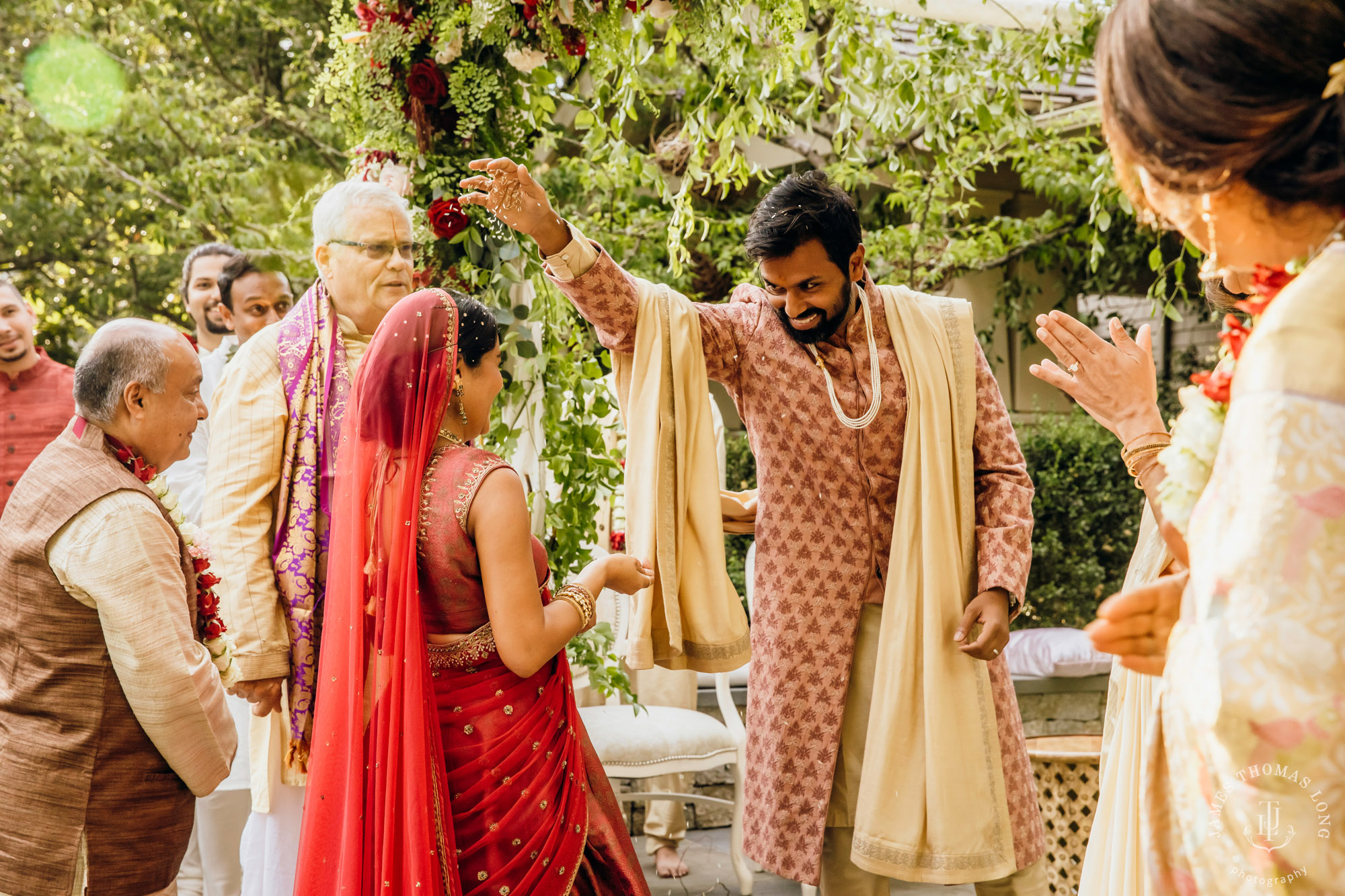 Seattle Hindu wedding by Seattle wedding photographer James Thomas Long Photography