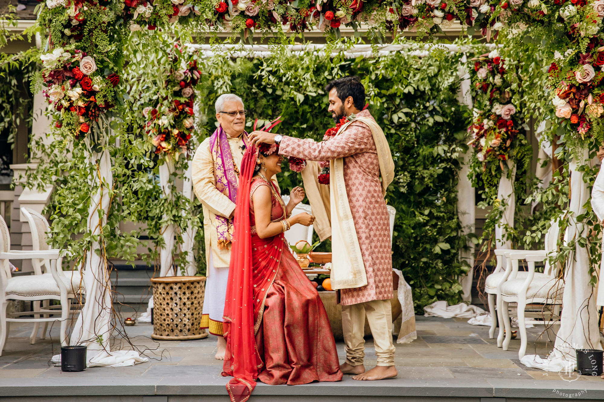 Seattle Hindu wedding by Seattle wedding photographer James Thomas Long Photography