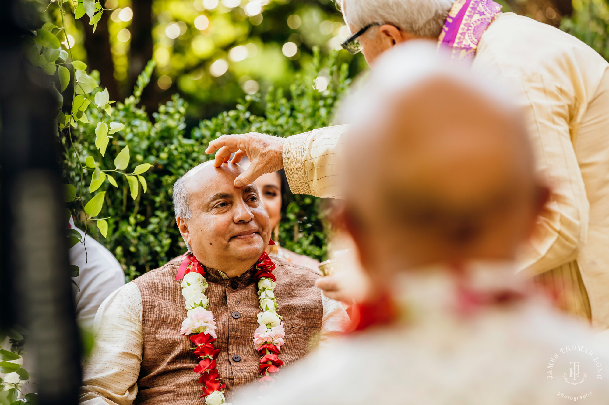 Seattle Hindu wedding by Seattle wedding photographer James Thomas Long Photography