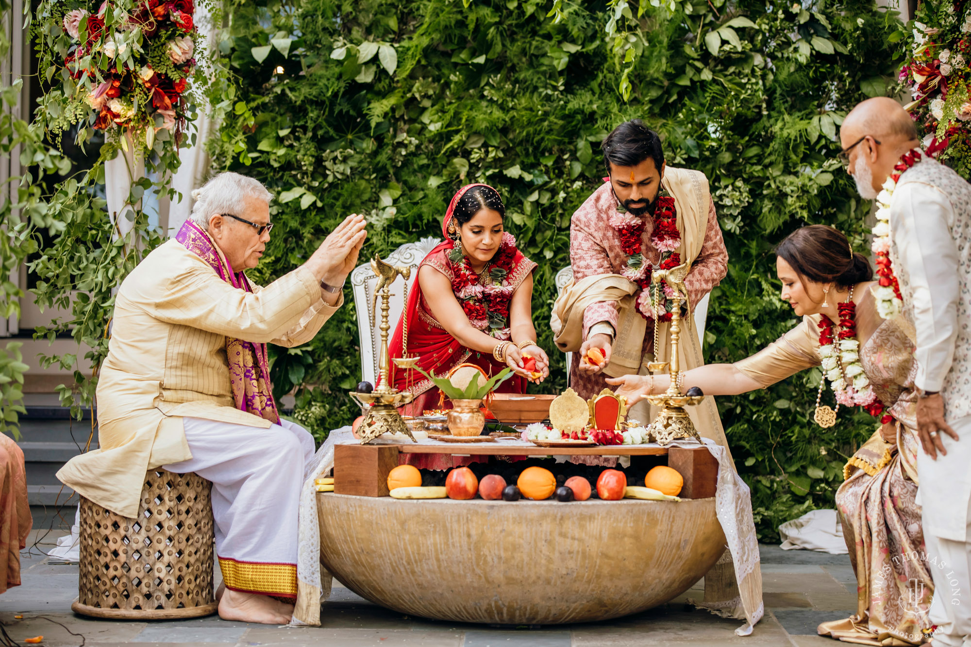 Seattle Hindu wedding by Seattle wedding photographer James Thomas Long Photography