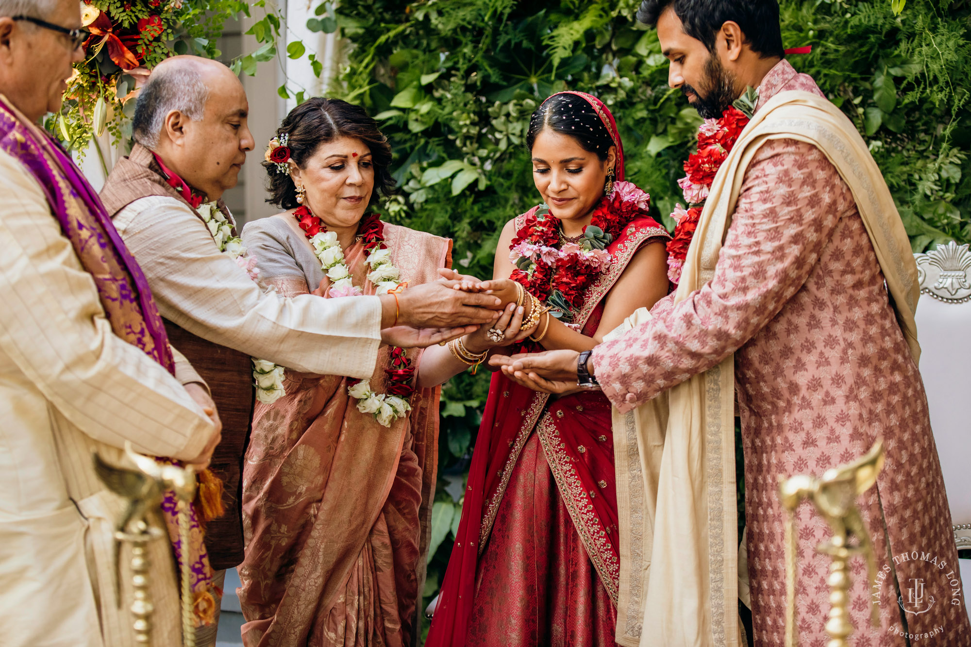 Seattle Hindu wedding by Seattle wedding photographer James Thomas Long Photography