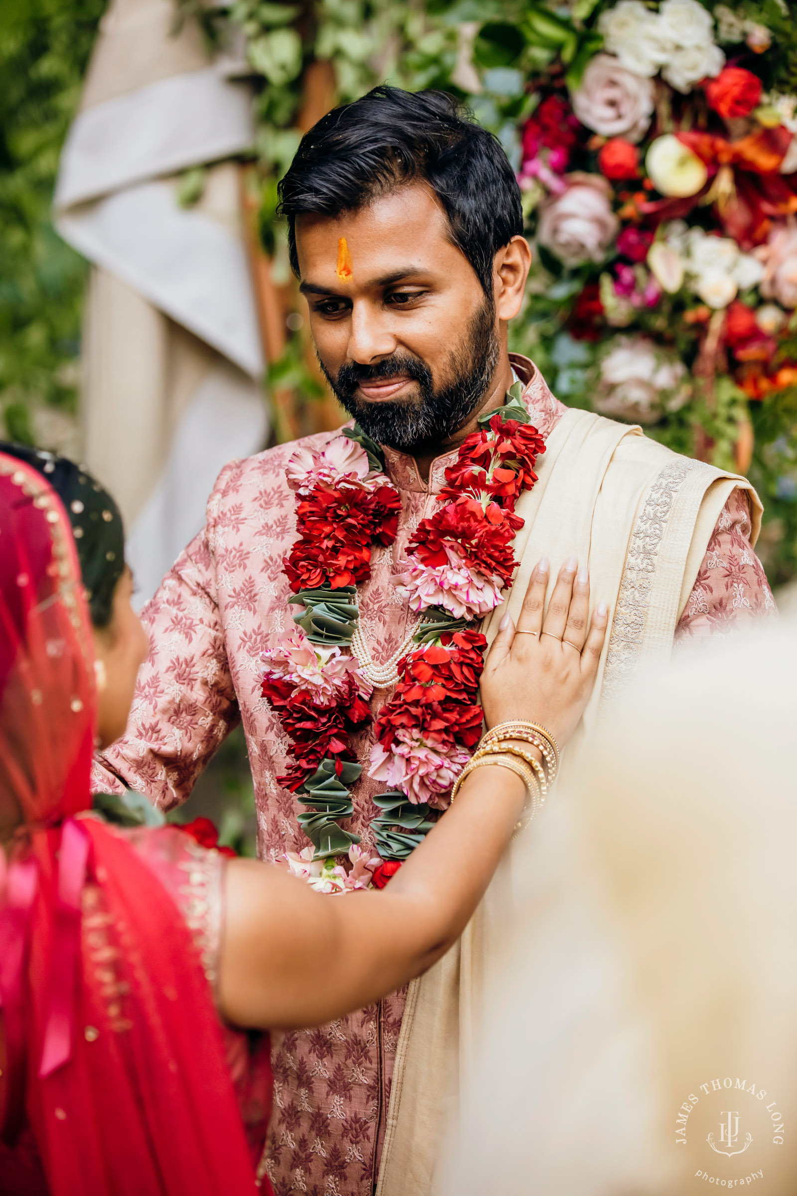 Seattle Hindu wedding by Seattle wedding photographer James Thomas Long Photography