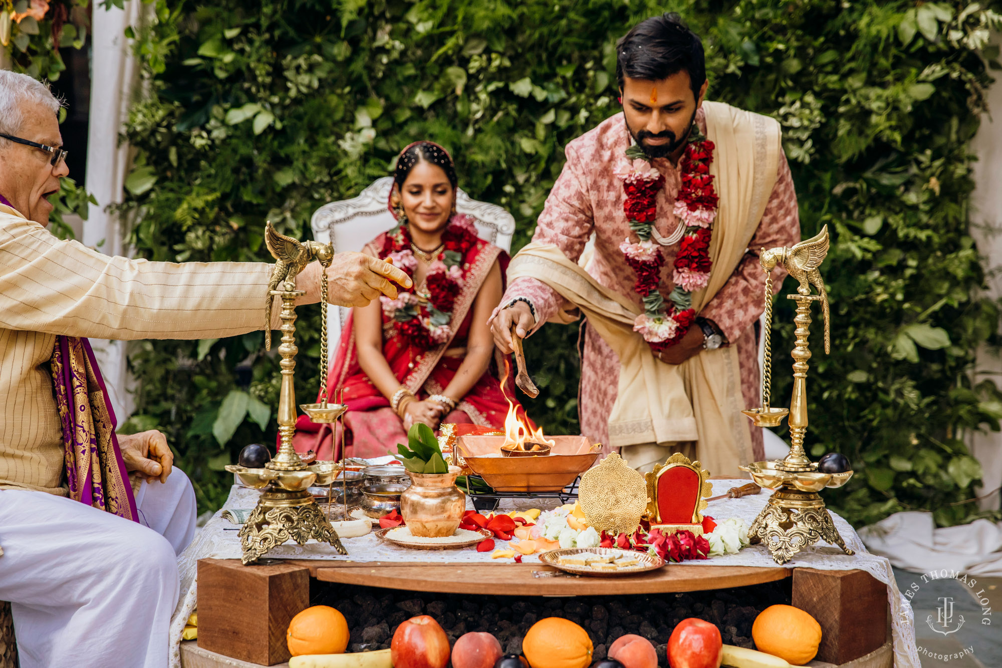 Seattle Hindu wedding by Seattle wedding photographer James Thomas Long Photography