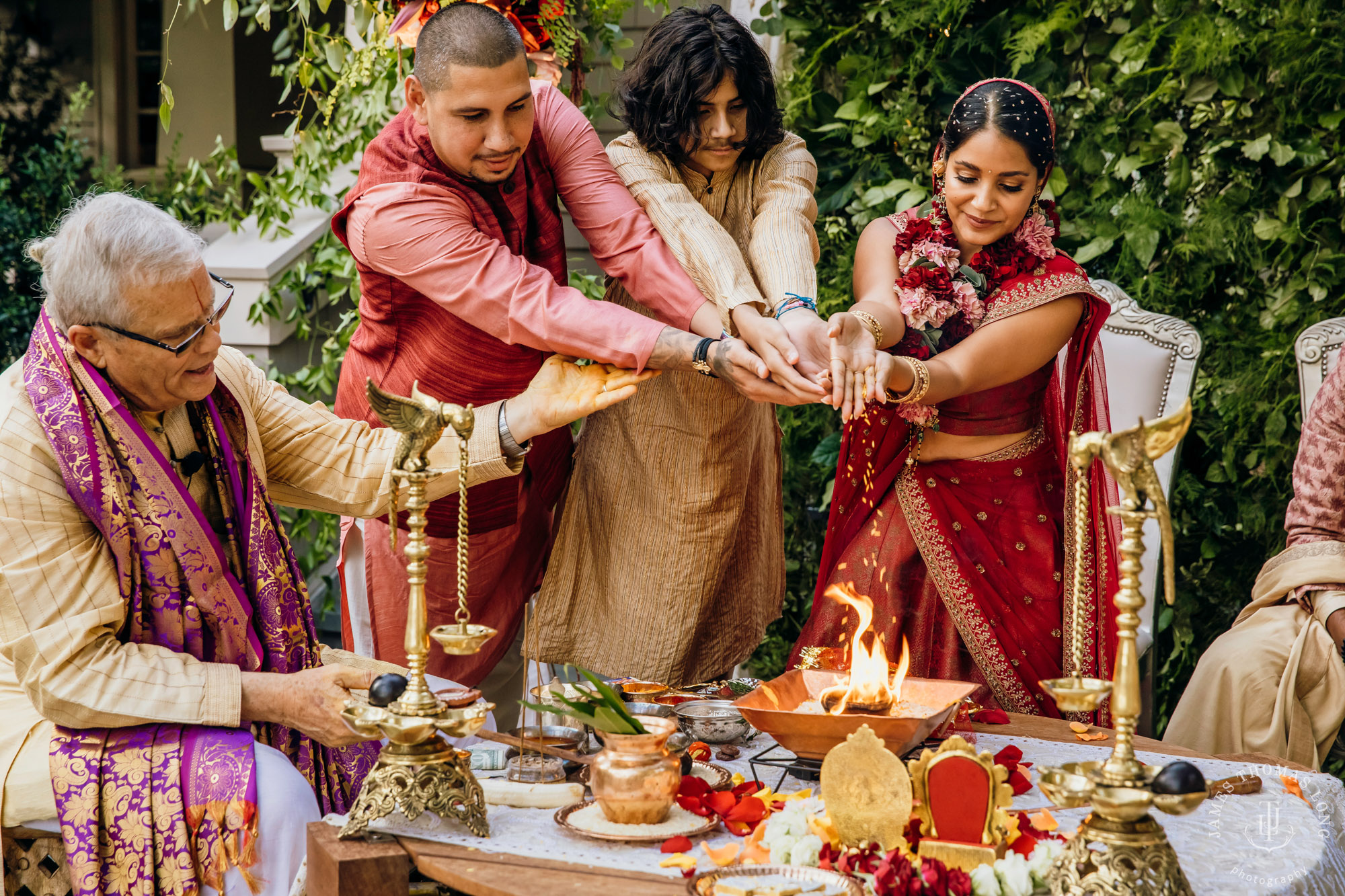 Seattle Hindu wedding by Seattle wedding photographer James Thomas Long Photography