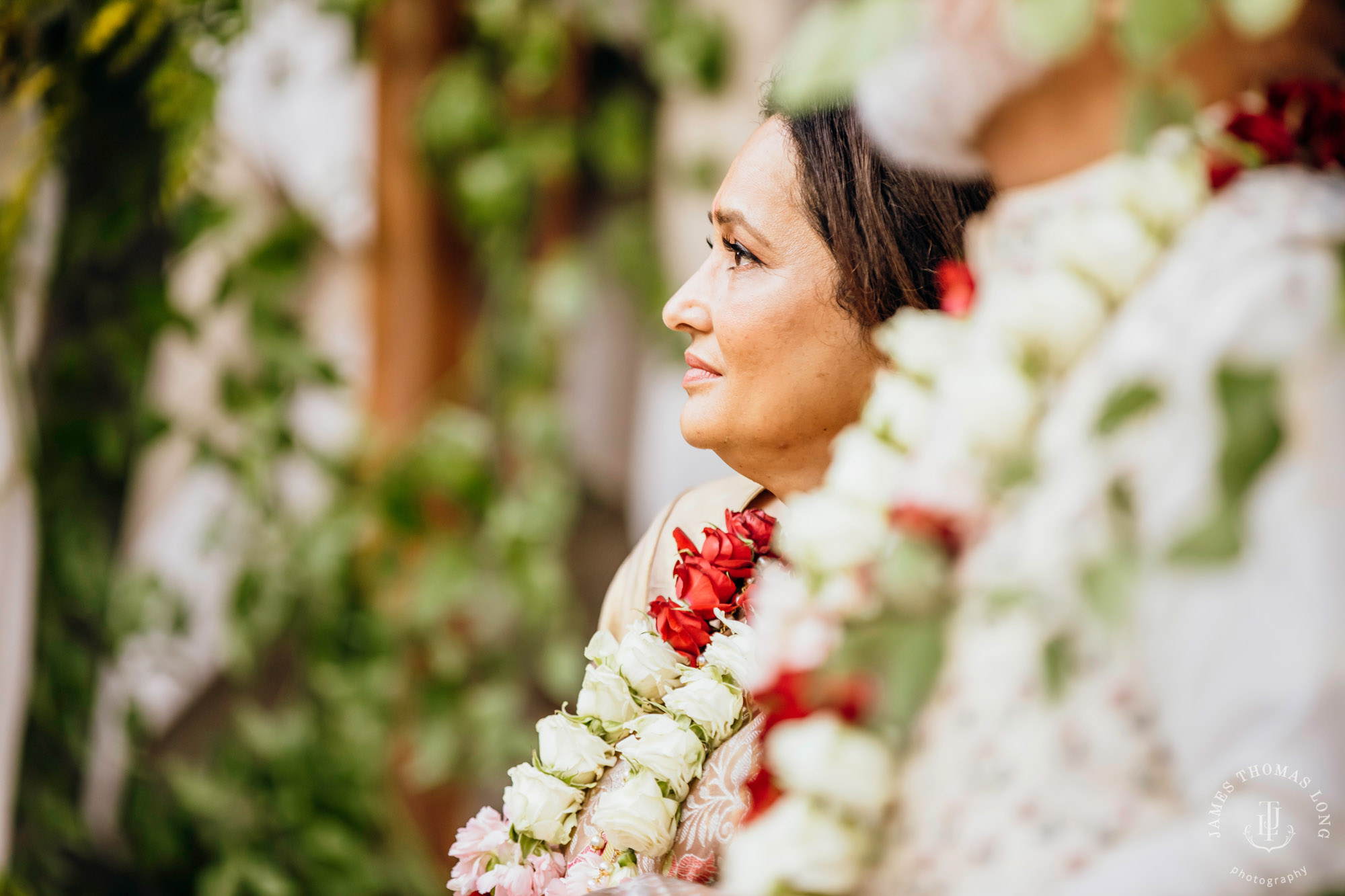 Seattle Hindu wedding by Seattle wedding photographer James Thomas Long Photography