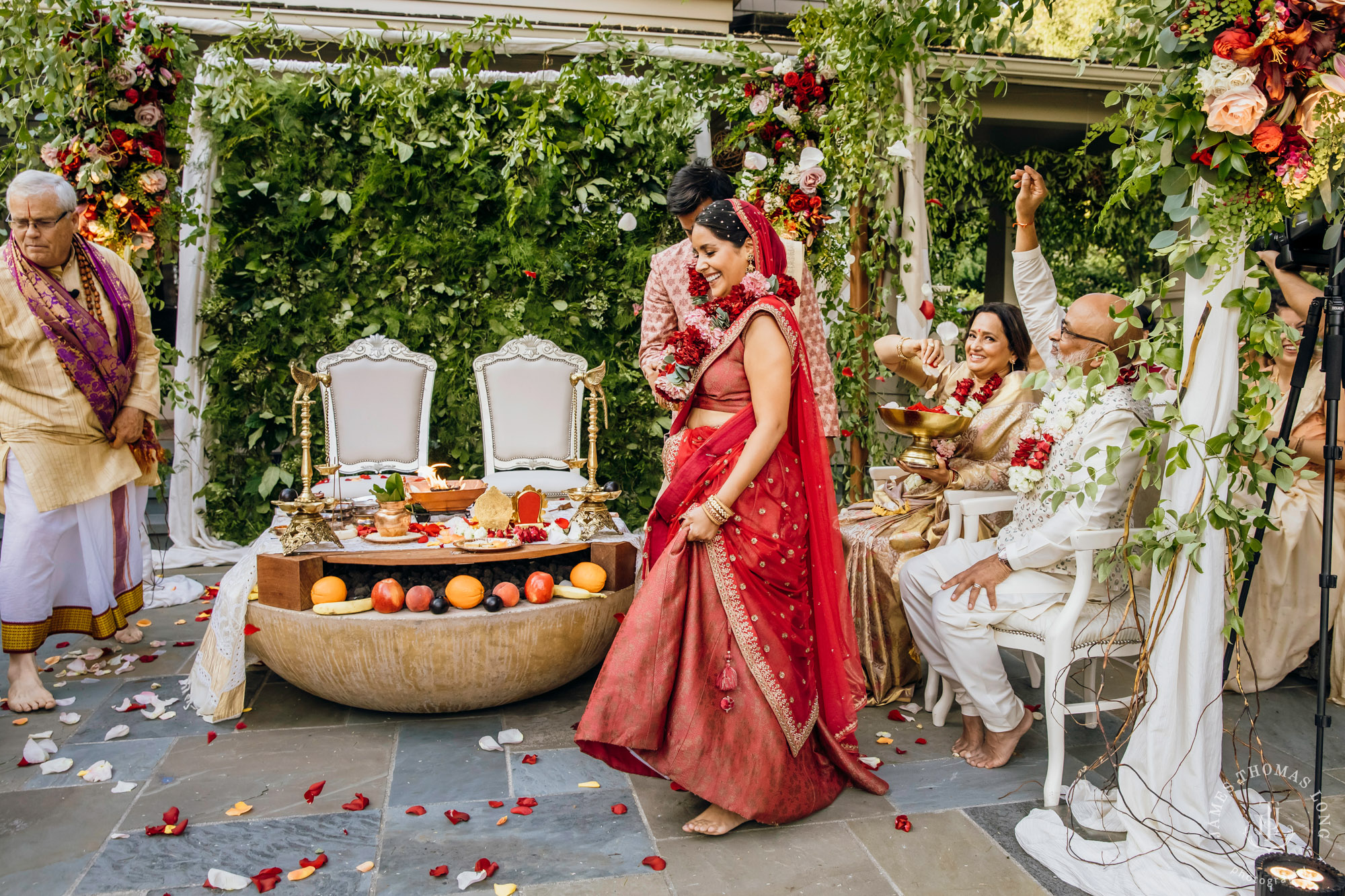 Seattle Hindu wedding by Seattle wedding photographer James Thomas Long Photography