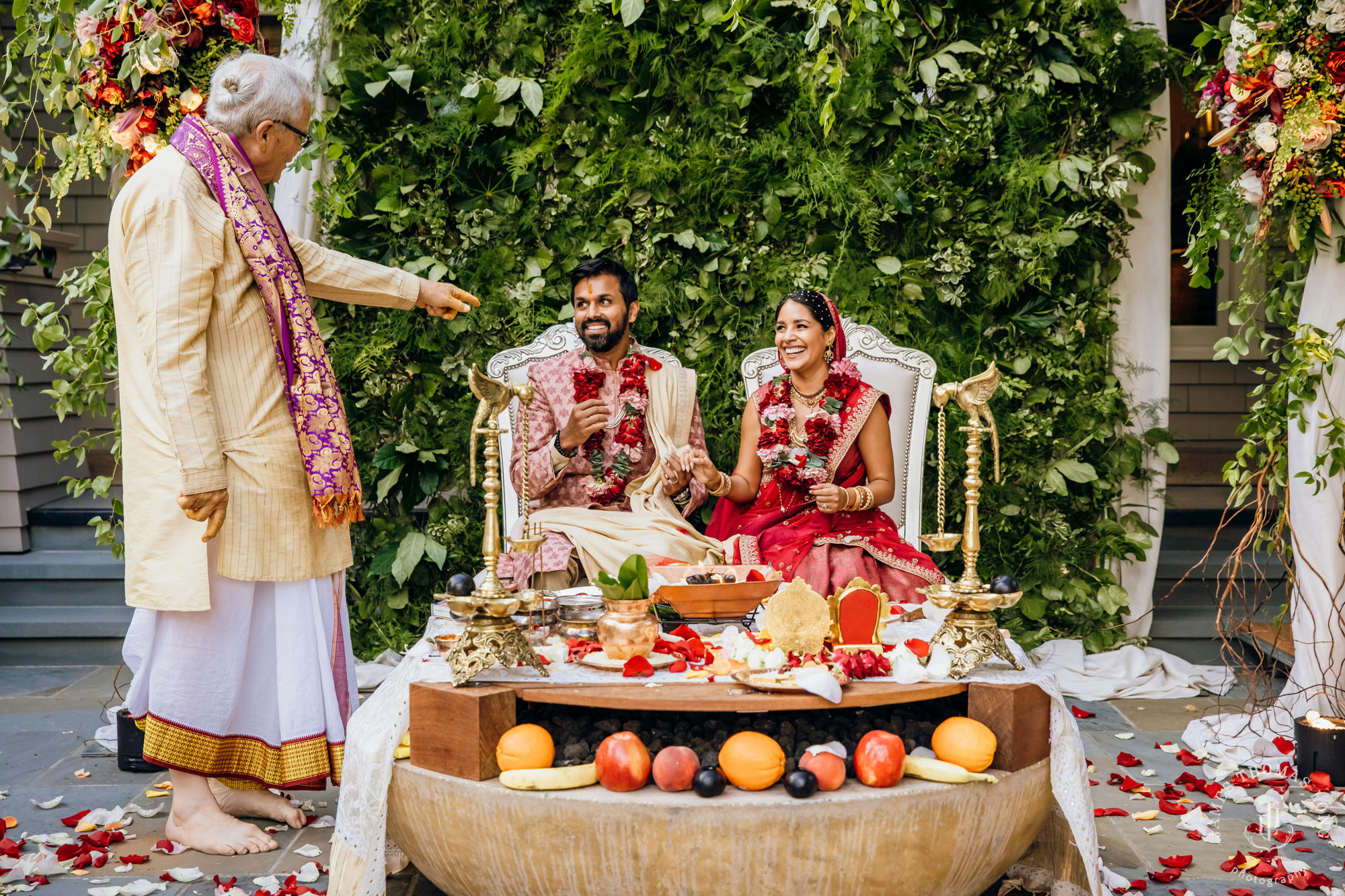 Seattle Hindu wedding by Seattle wedding photographer James Thomas Long Photography