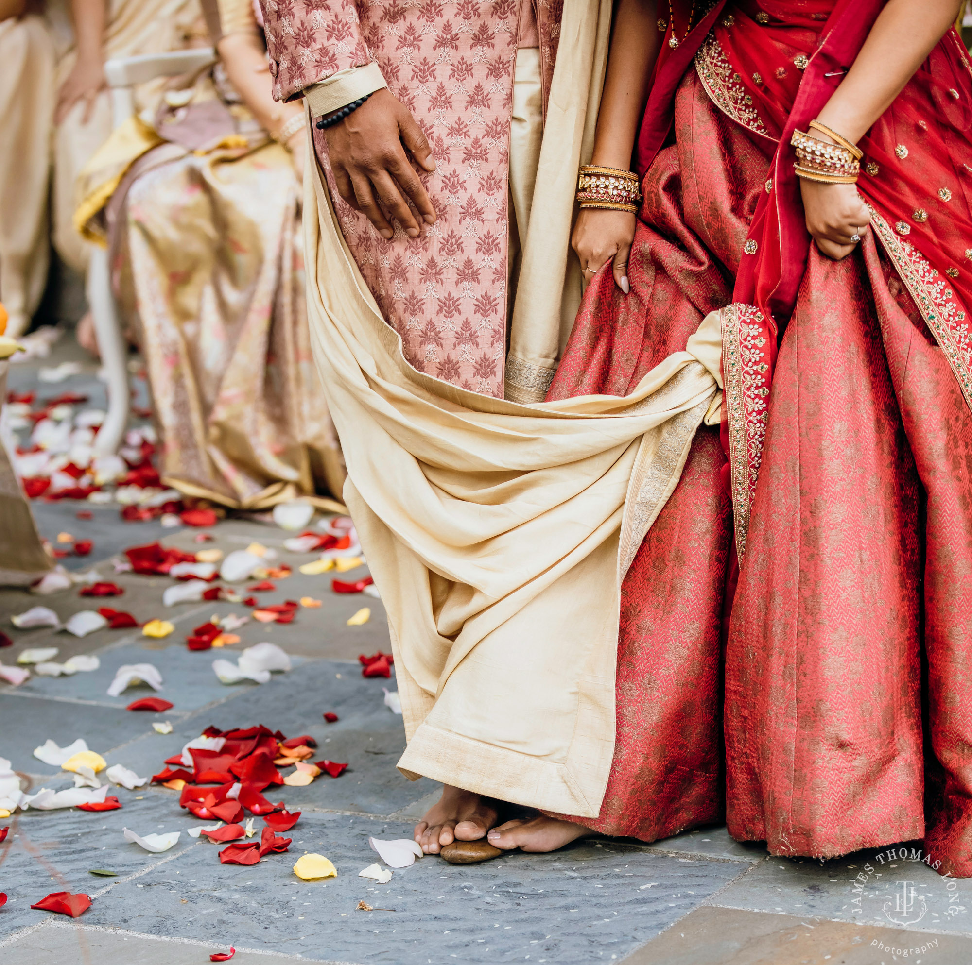 Seattle Hindu wedding by Seattle wedding photographer James Thomas Long Photography