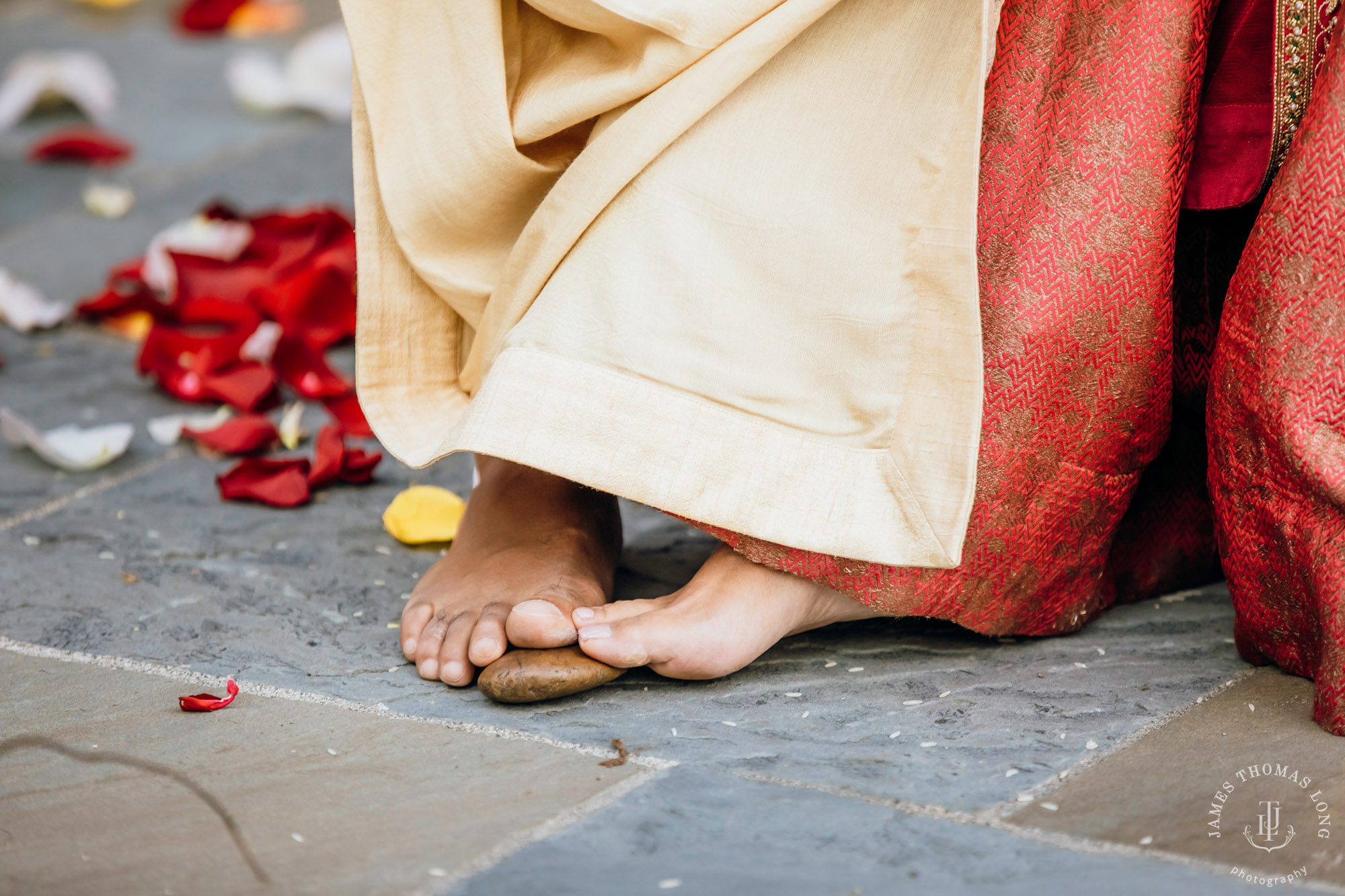 Seattle Hindu wedding by Seattle wedding photographer James Thomas Long Photography