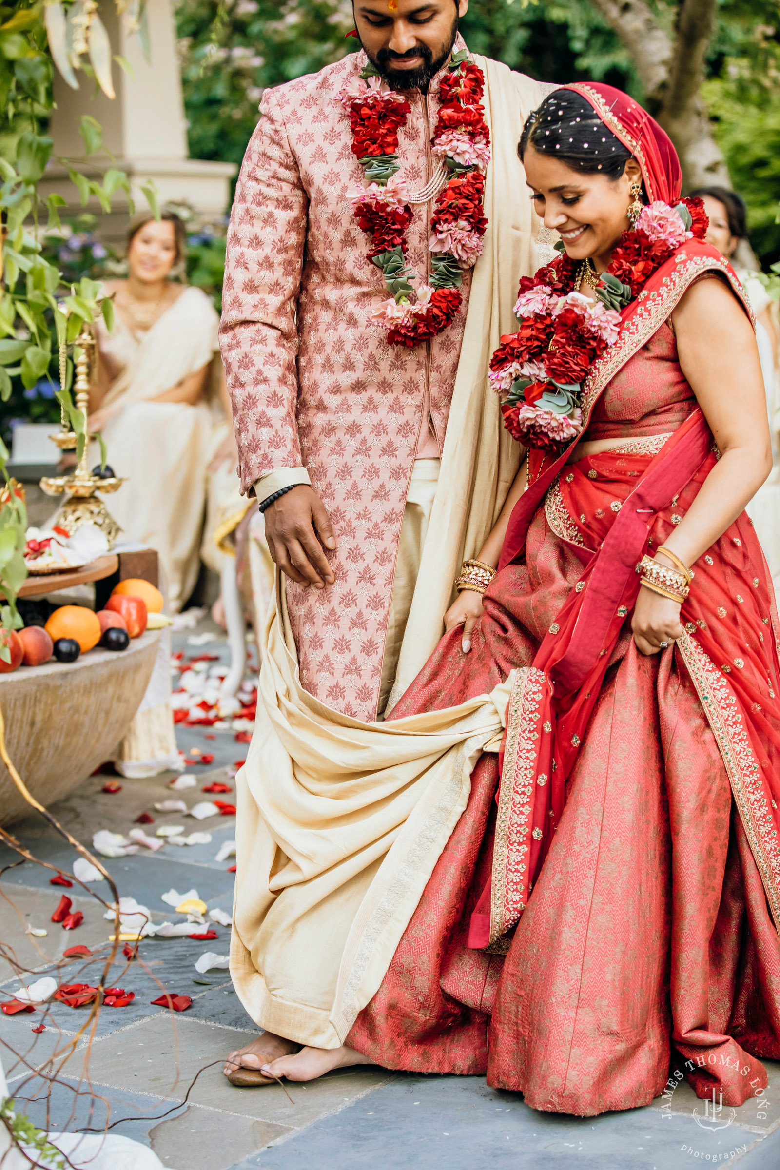 Seattle Hindu wedding by Seattle wedding photographer James Thomas Long Photography