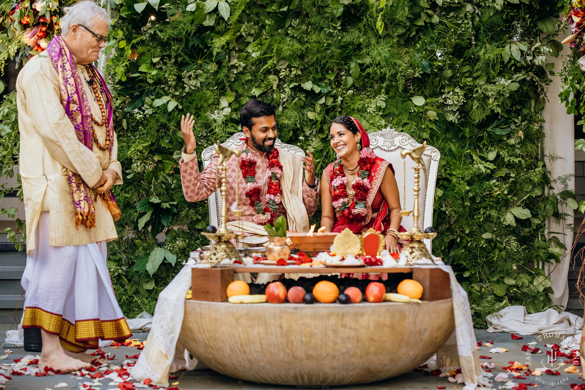 Seattle Hindu wedding by Seattle wedding photographer James Thomas Long Photography