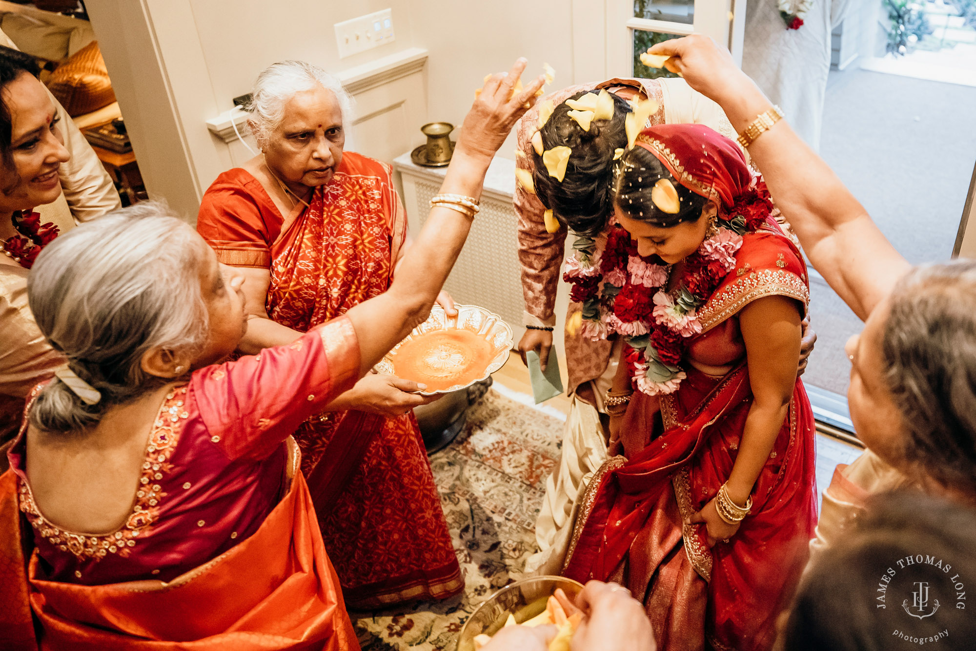 Seattle Hindu wedding by Seattle wedding photographer James Thomas Long Photography