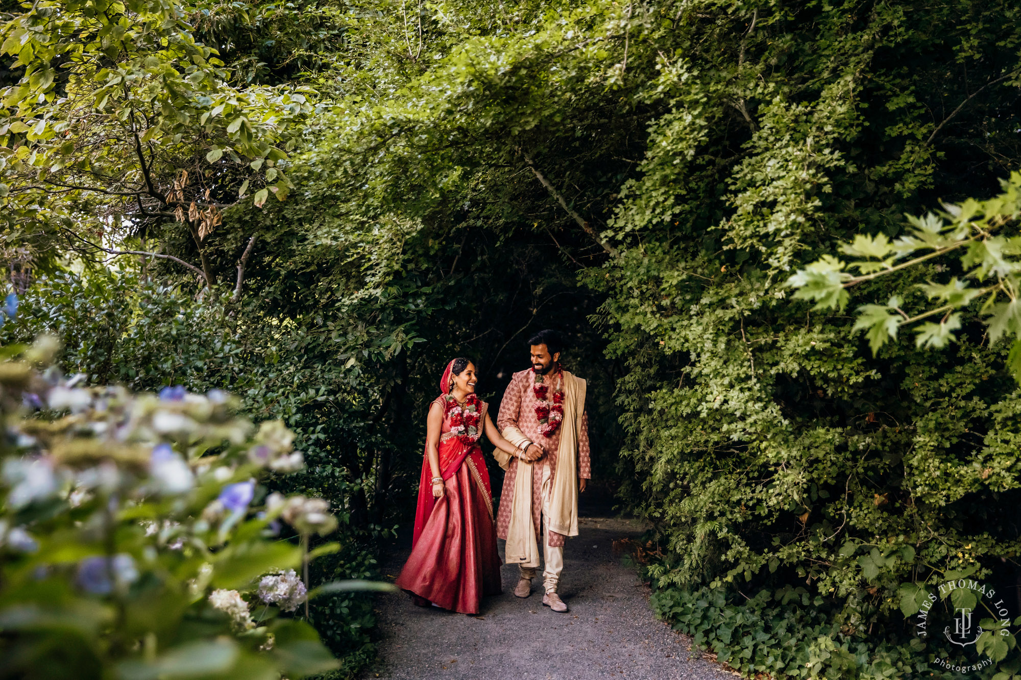 Seattle Hindu wedding by Seattle wedding photographer James Thomas Long Photography