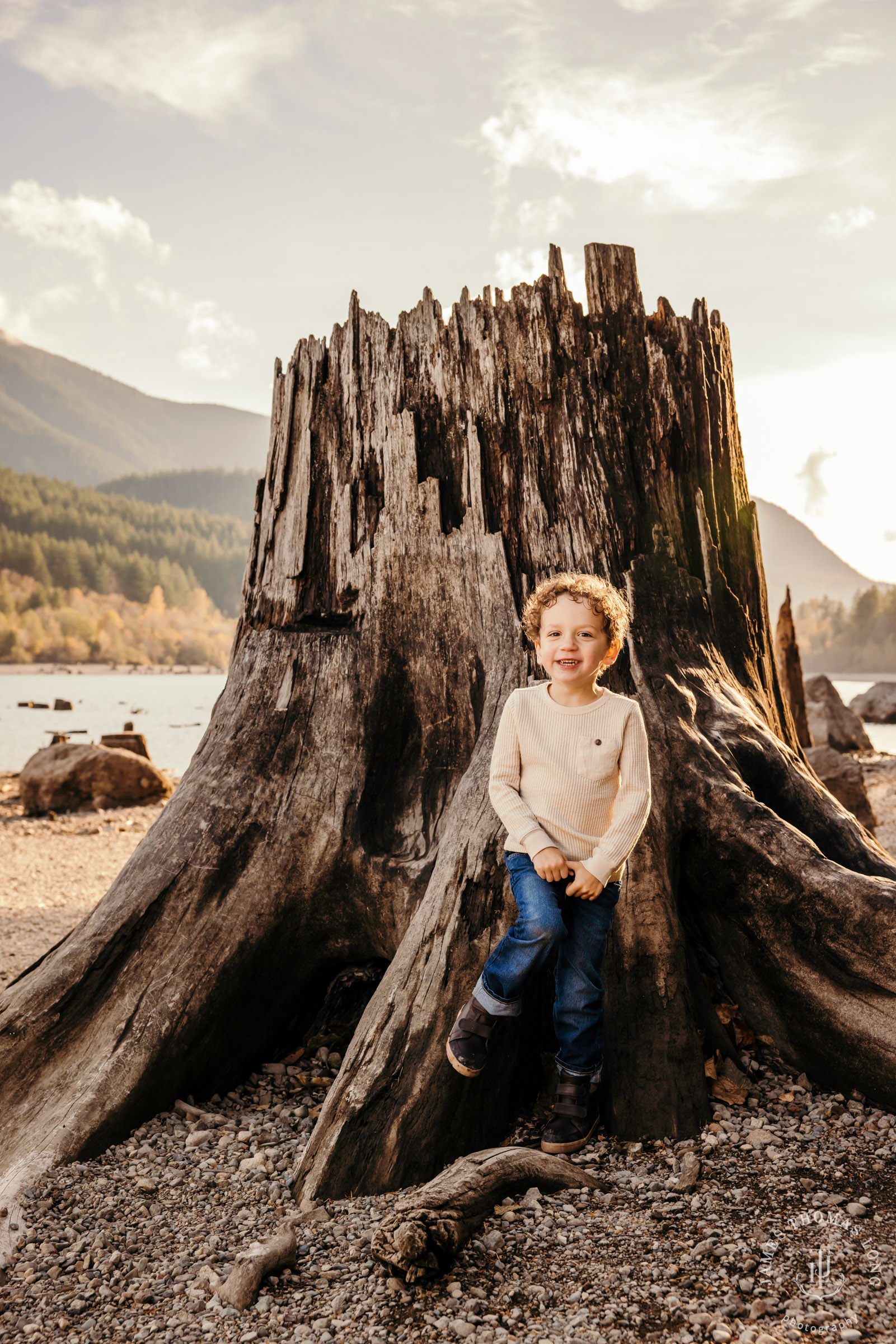 Snoqualmie family photography session by Snoqualmie family photographer James Thomas Long Photography