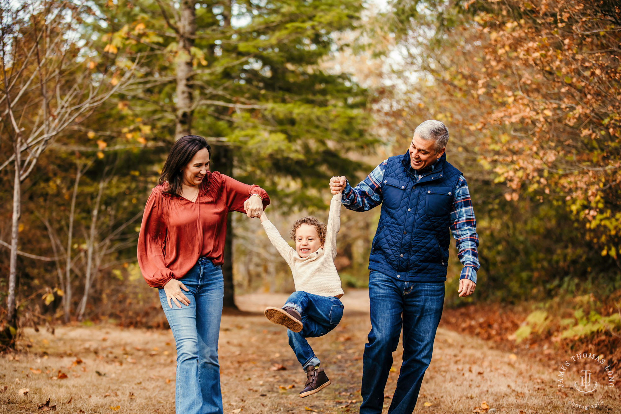 Snoqualmie family photography session by Snoqualmie family photographer James Thomas Long Photography