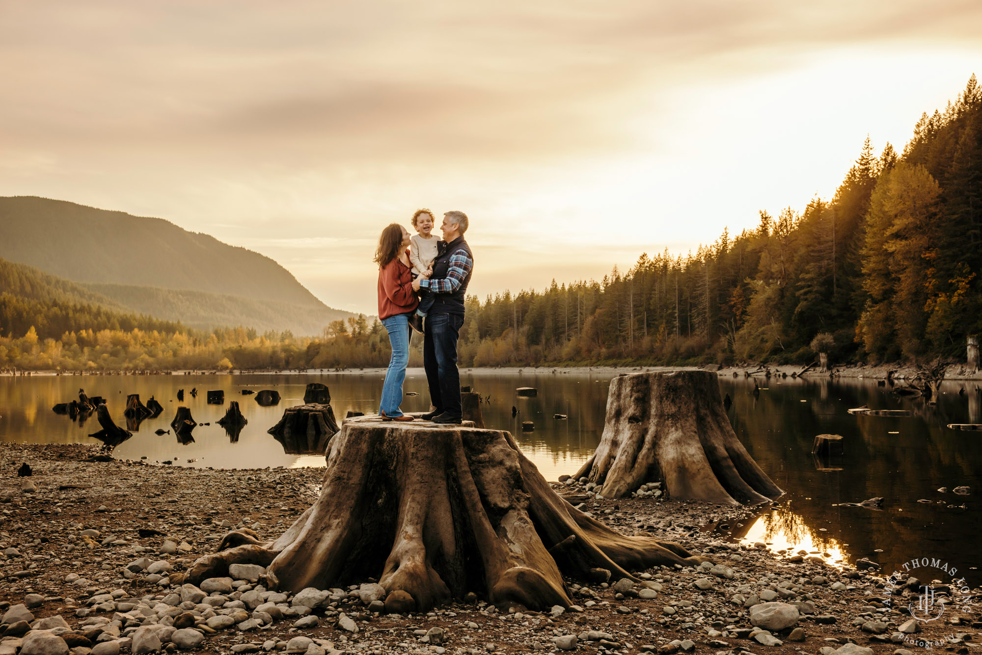 Snoqualmie family photography session by Snoqualmie family photographer James Thomas Long Photography