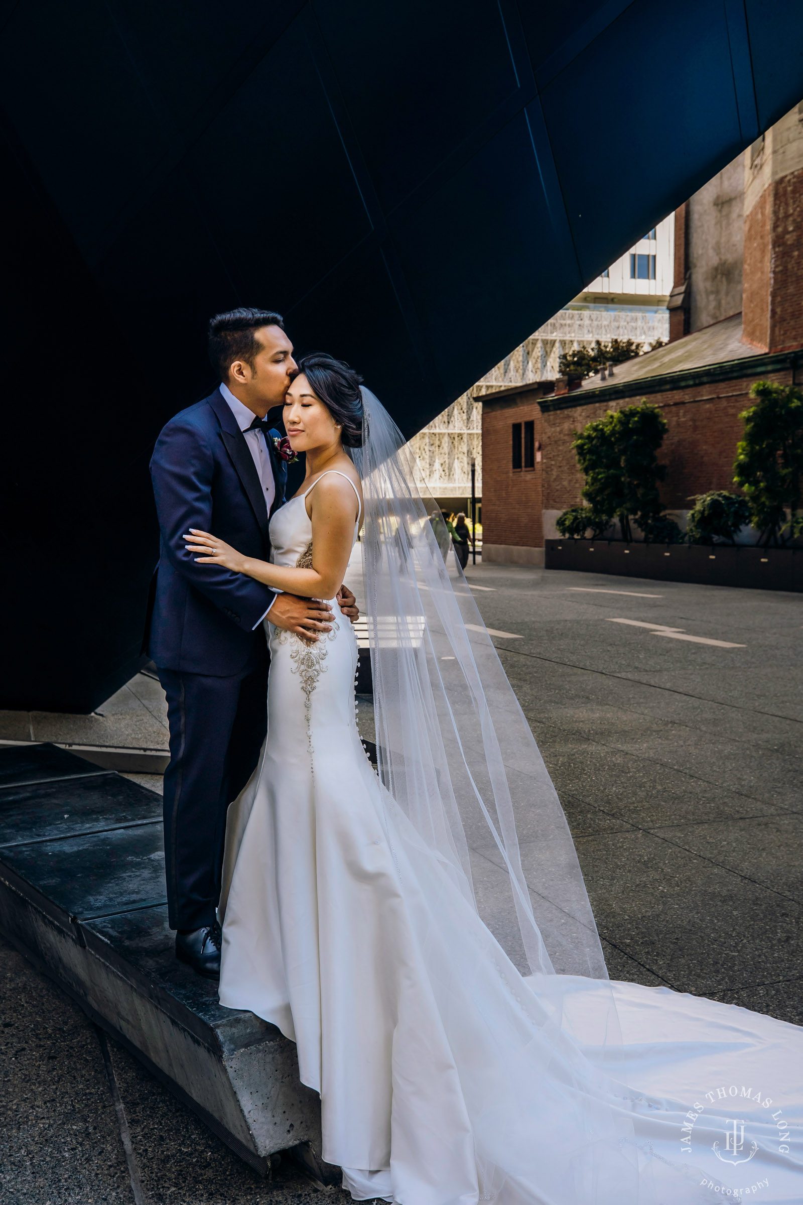 San Francisco destination wedding by Seattle wedding photographer James Thomas Long Photography