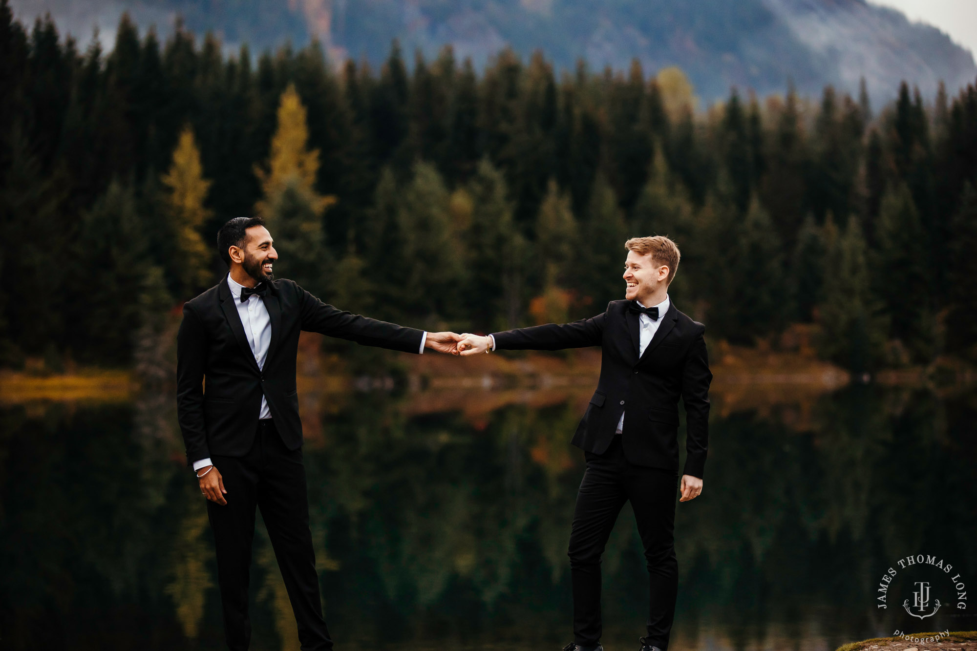 Snoqualmie adventure engagement session by Snoqualmie adventure wedding photographer James Thomas Long Photography