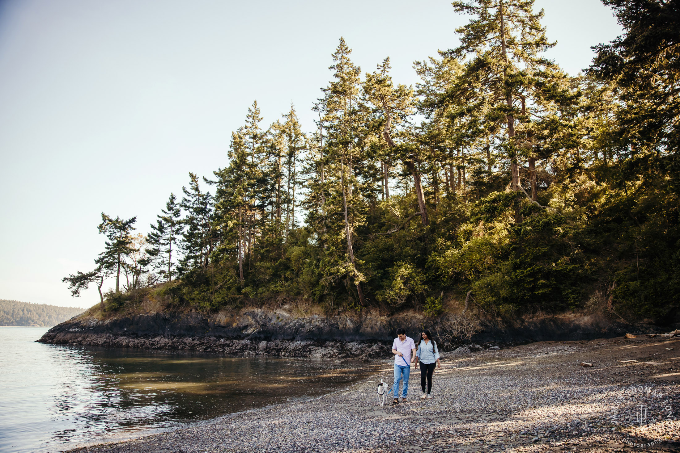 Adventure engagement session by Seattle adventure elopement and wedding photographer James Thomas Long Photography