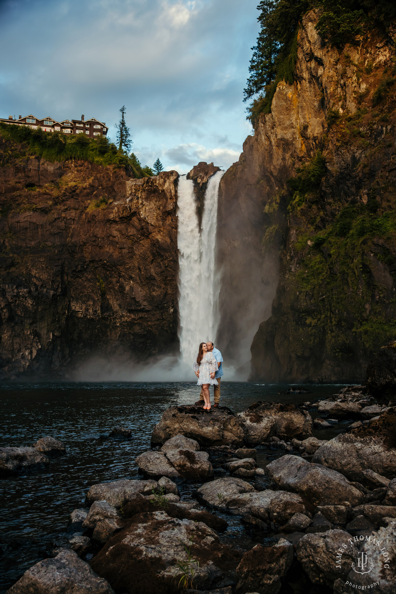 Snoqualmie Falls adventure engagement session by adventure elopement photographer James Thomas Long Photography